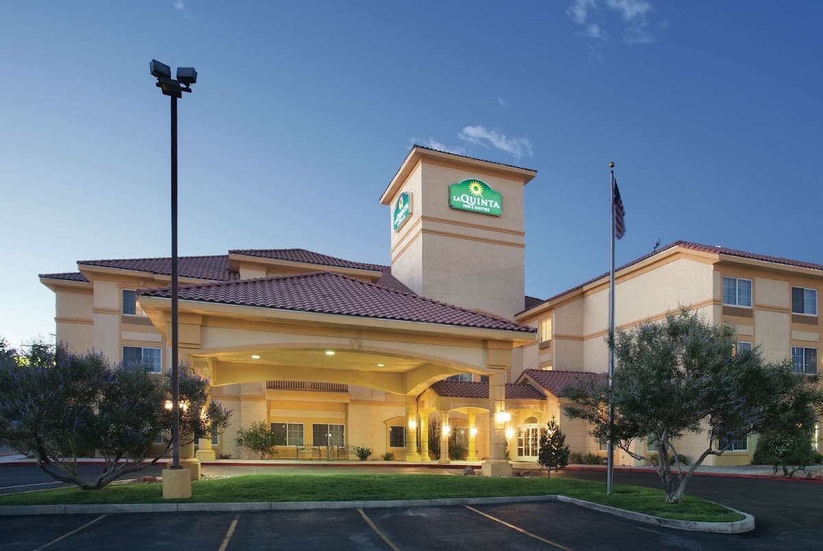 La Quinta Inn & Suites Albuquerque Midtown, Hotel in Albuquerque