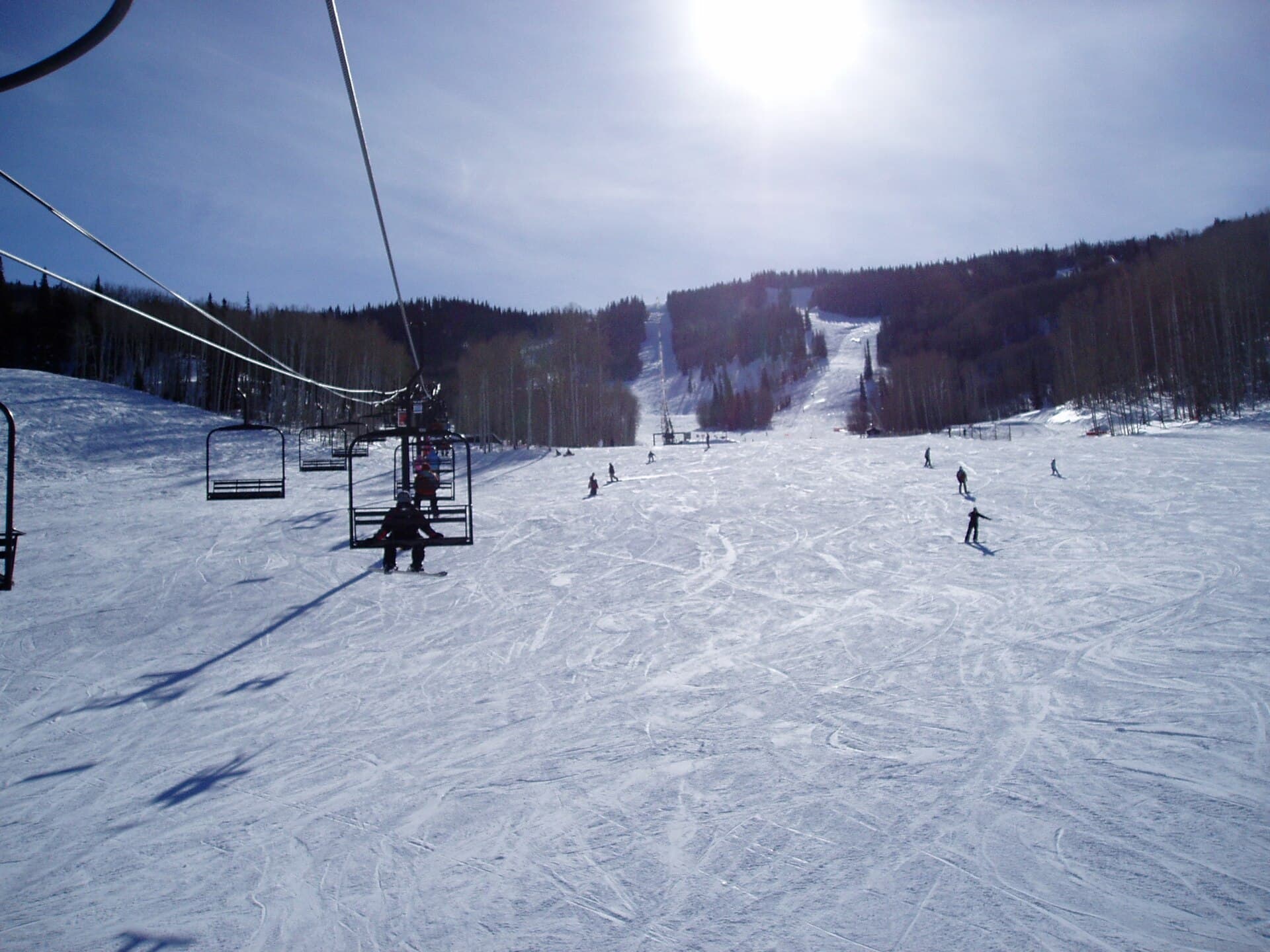 Ski Sunlight Mountain Resort (via Wikimedia Commons, CC BY-SA 4.0)
