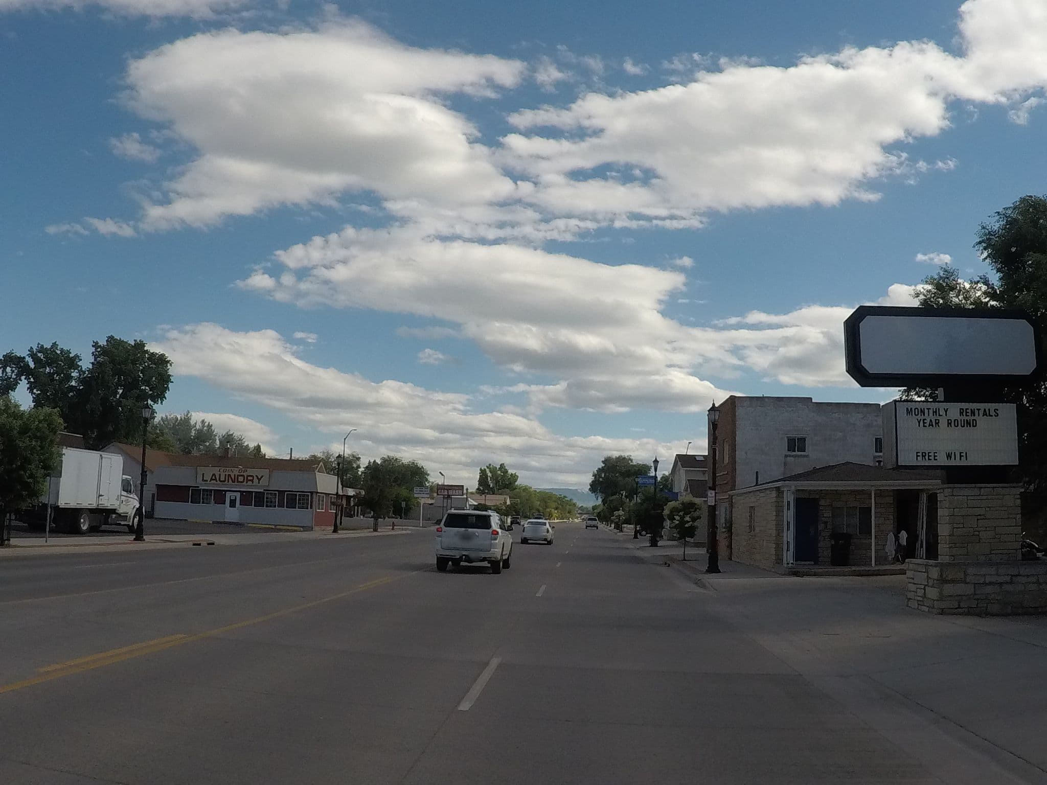 Street view near Aspen Inn, Sheridan — © chrisbeddow (CC BY-SA · Mapillary)