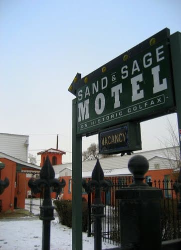 Sand & Sage Motel, Motel in Aurora