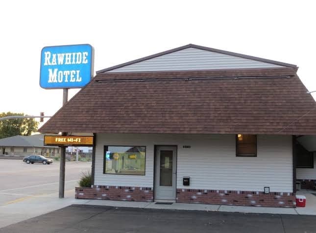 Rawhide Motel, Motel in Lusk