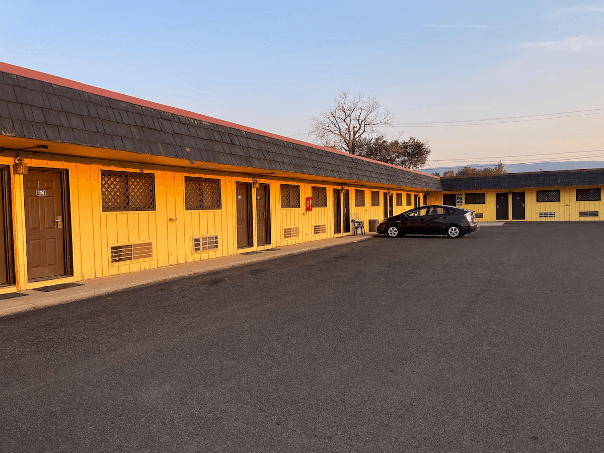 Sage & Sand Motel, Motel in Mills