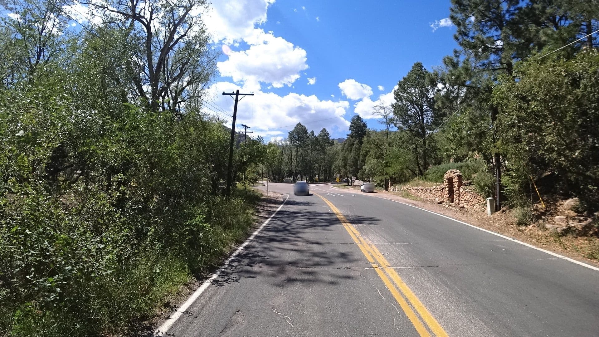Street view near The Cheyenne Cañon Inn, Colorado Springs — © marker_geo (CC BY-SA · Mapillary)