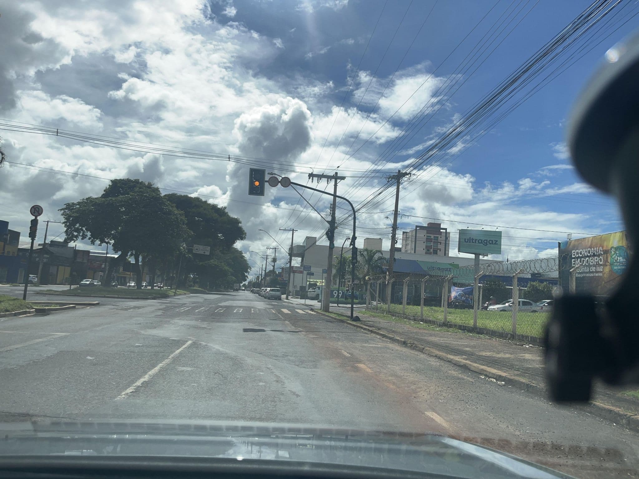 Street view near Sara Palace, Uberlândia — © Resyalk (CC BY-SA · Mapillary)