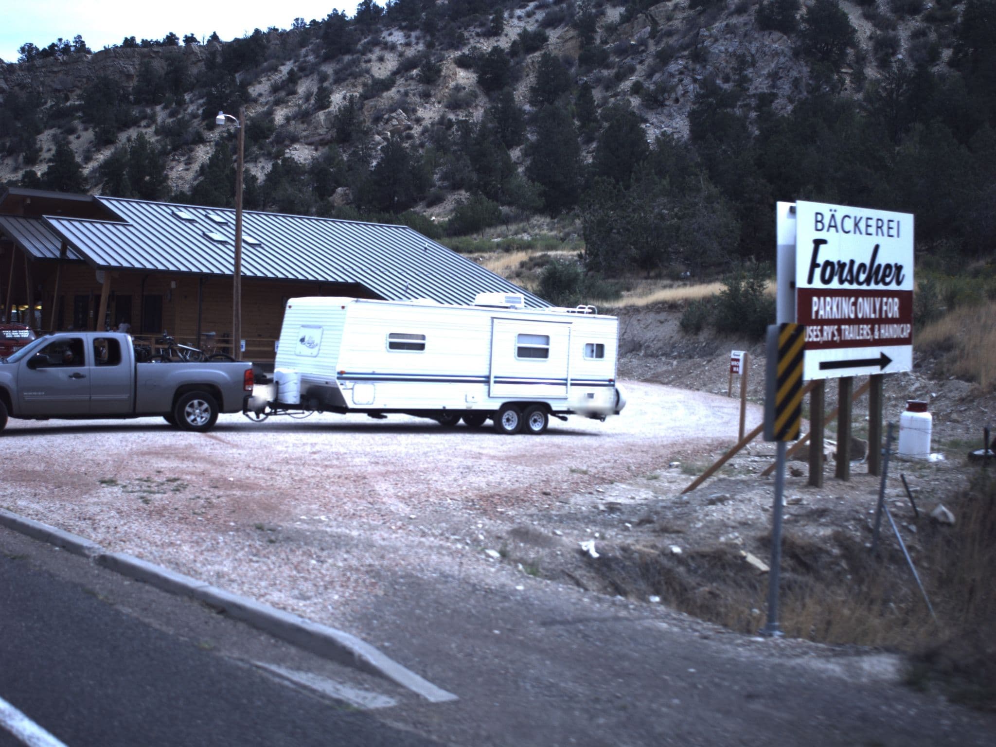 Street view near East Zion Resort, Kanab — © asellars (CC BY-SA · Mapillary)