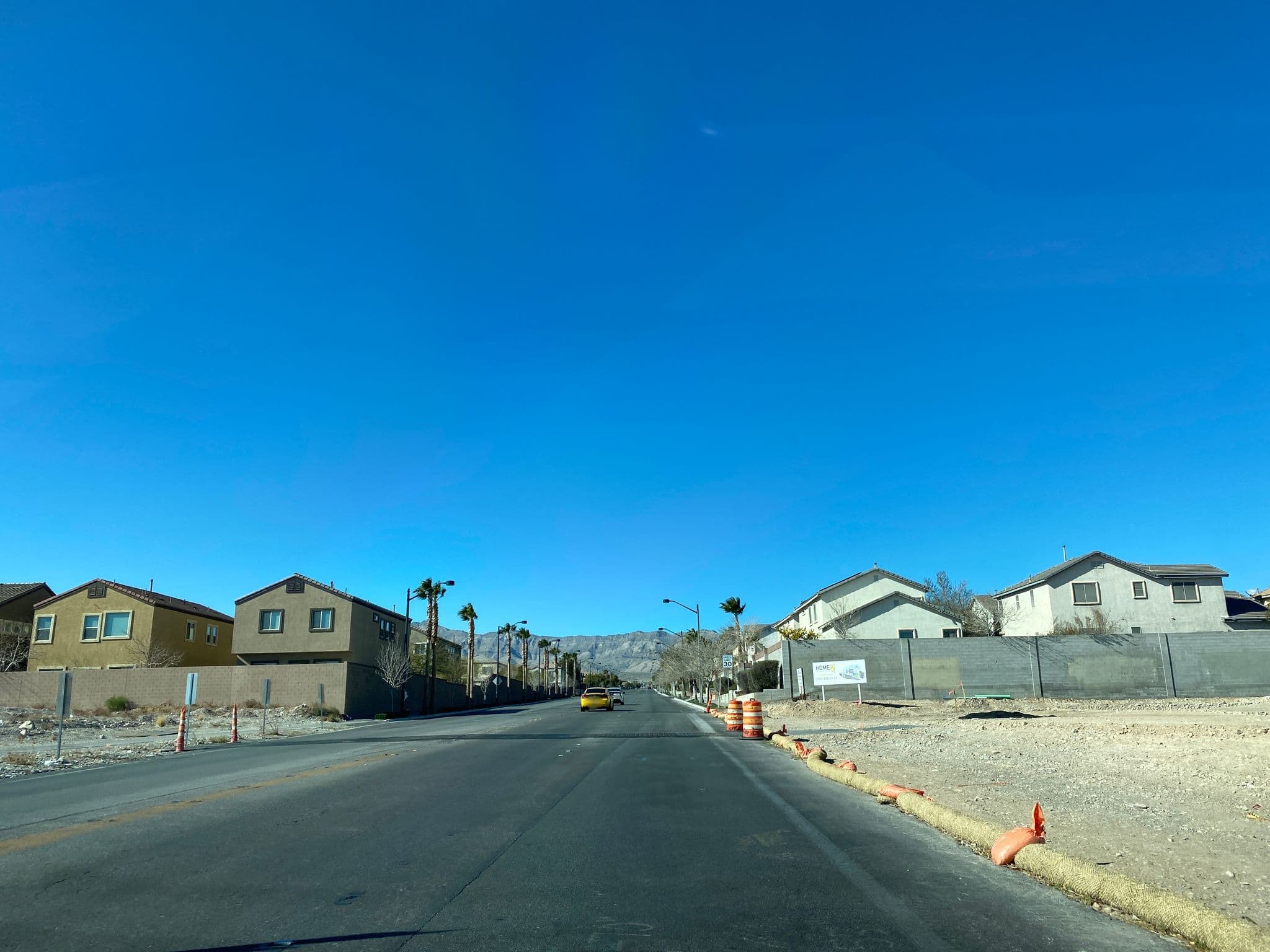 Street view near Home2 Suites, North Las Vegas — © matsayz (CC BY-SA · Mapillary)