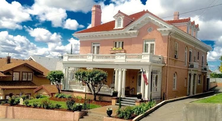 The Pendleton House Historic Inn Bed & Breakfast, Hotel in Pendleton