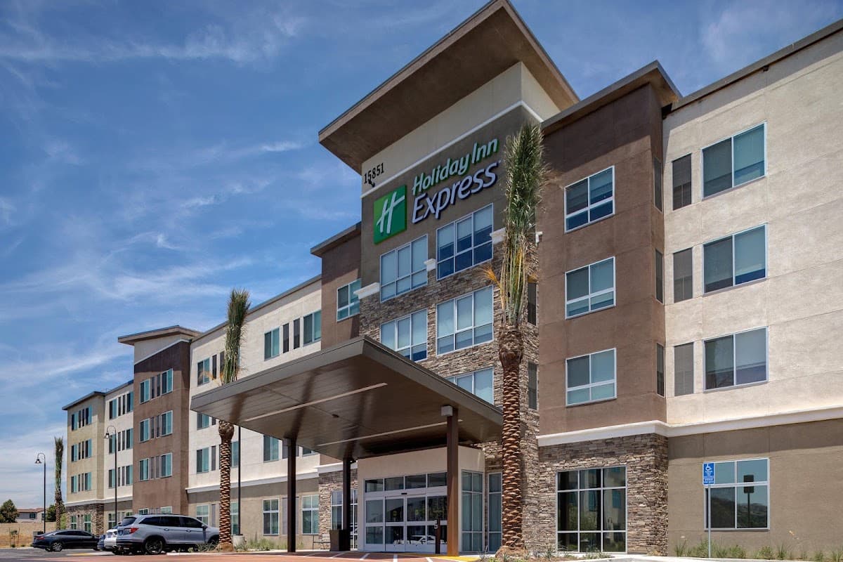 Holiday Inn Express & Suites Ontario - Chino Hills by IHG, Hotel in Los Serranos