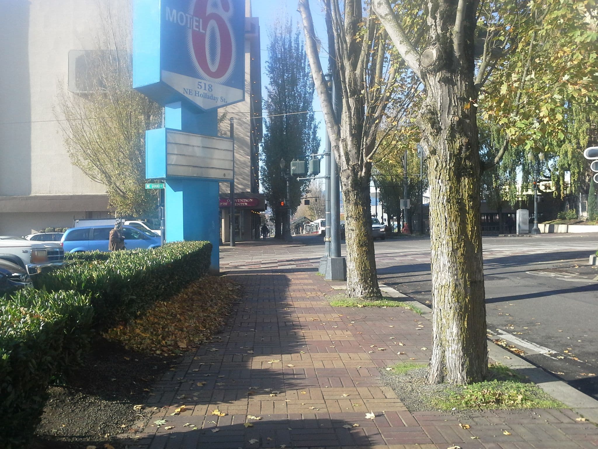 Street view near Motel 6, Portland