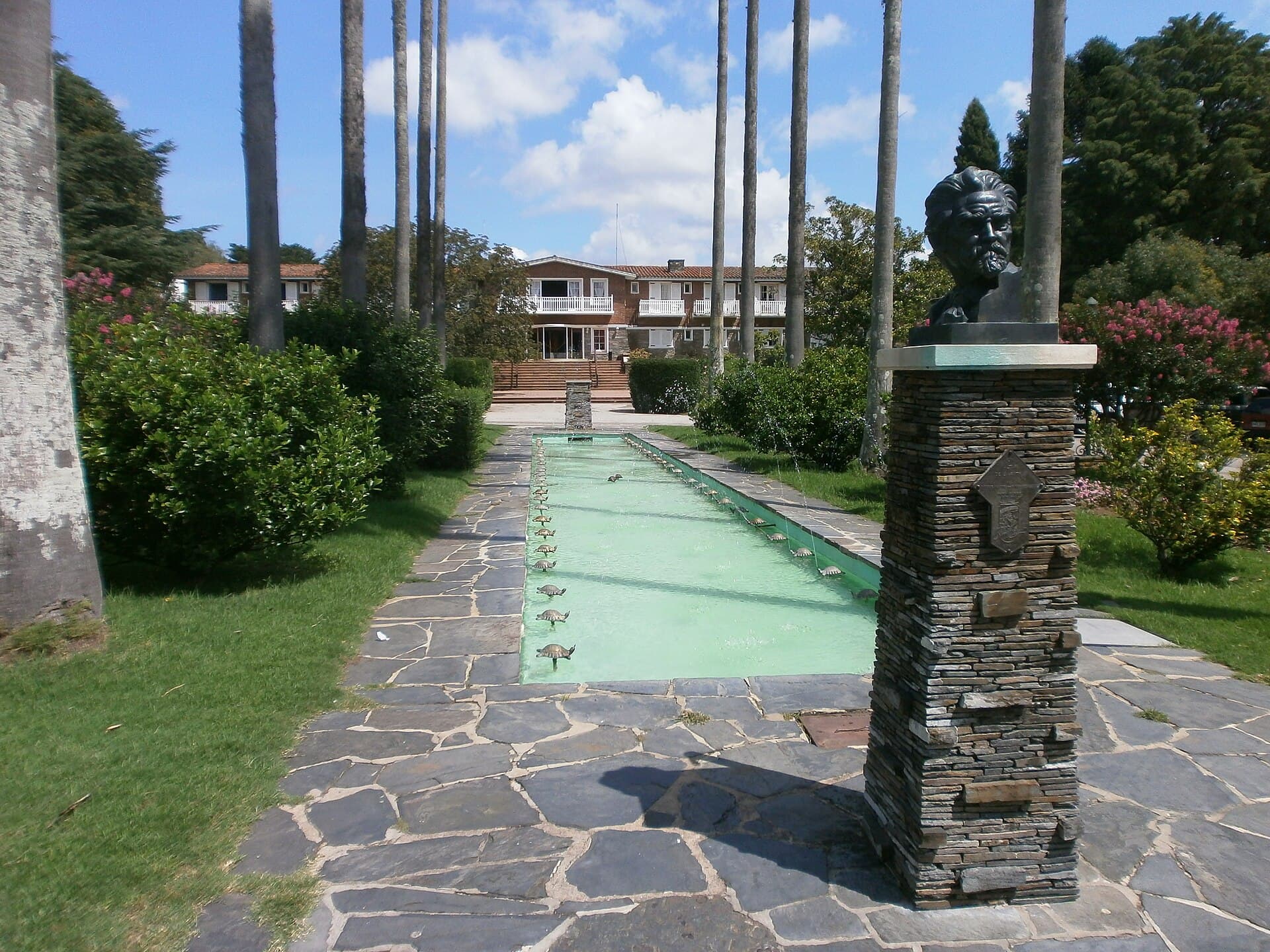 Parque de Vacaciones UTE-ANTEL (via Wikimedia Commons, CC BY 3.0)