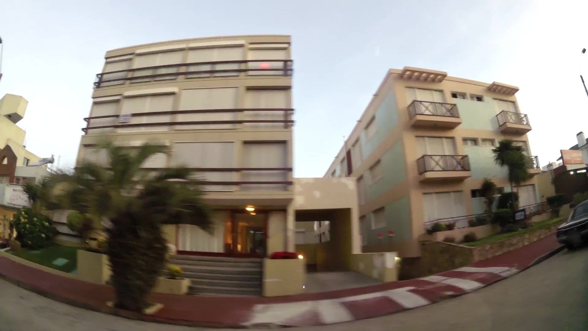Street view near Punta del Este Hostel, Punta del Este — © kaartcam (CC BY-SA · Mapillary)