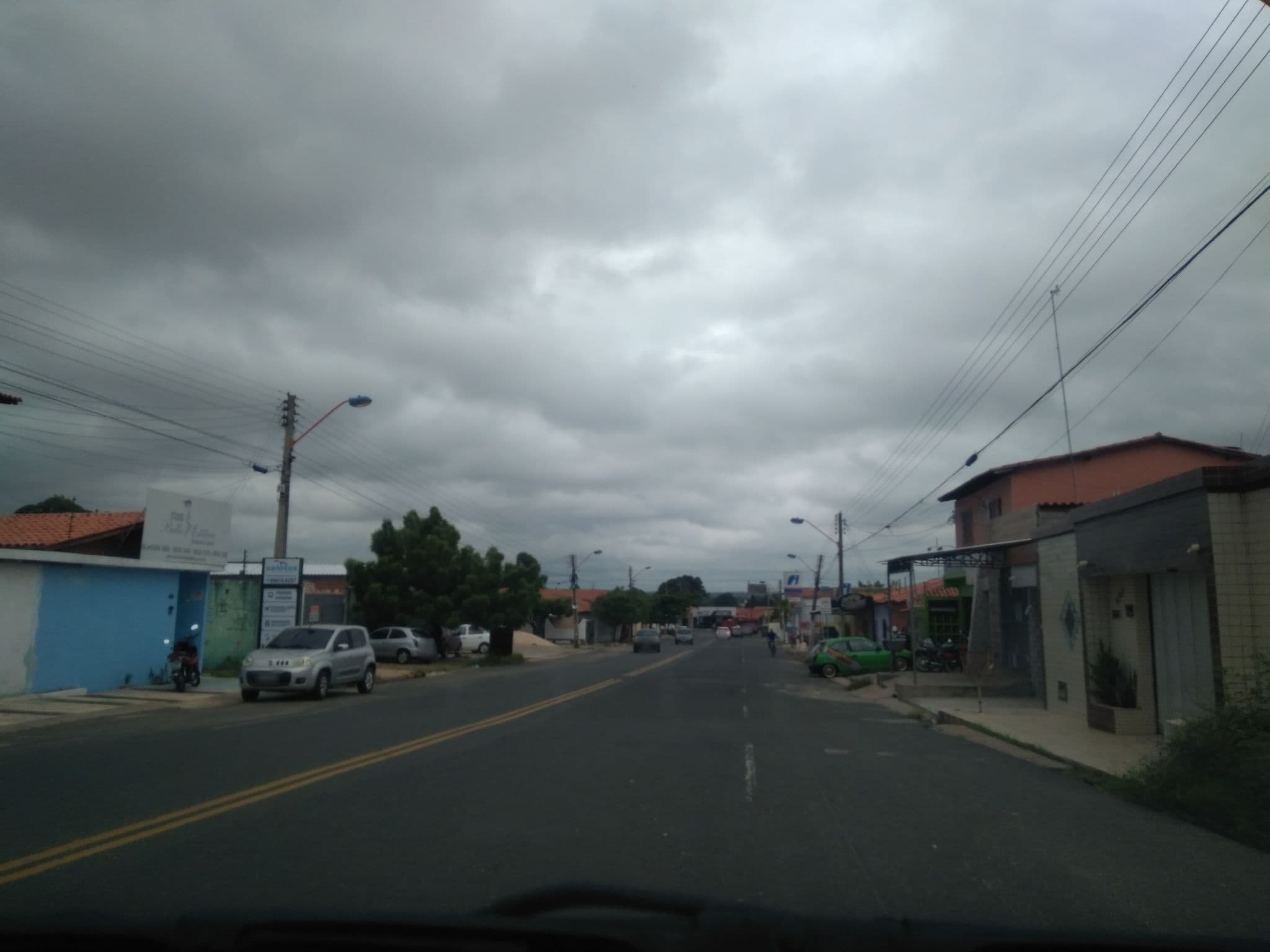 Street view near Casa Piauí Hostel, Teresina — © franciscogomes (CC BY-SA · Mapillary)