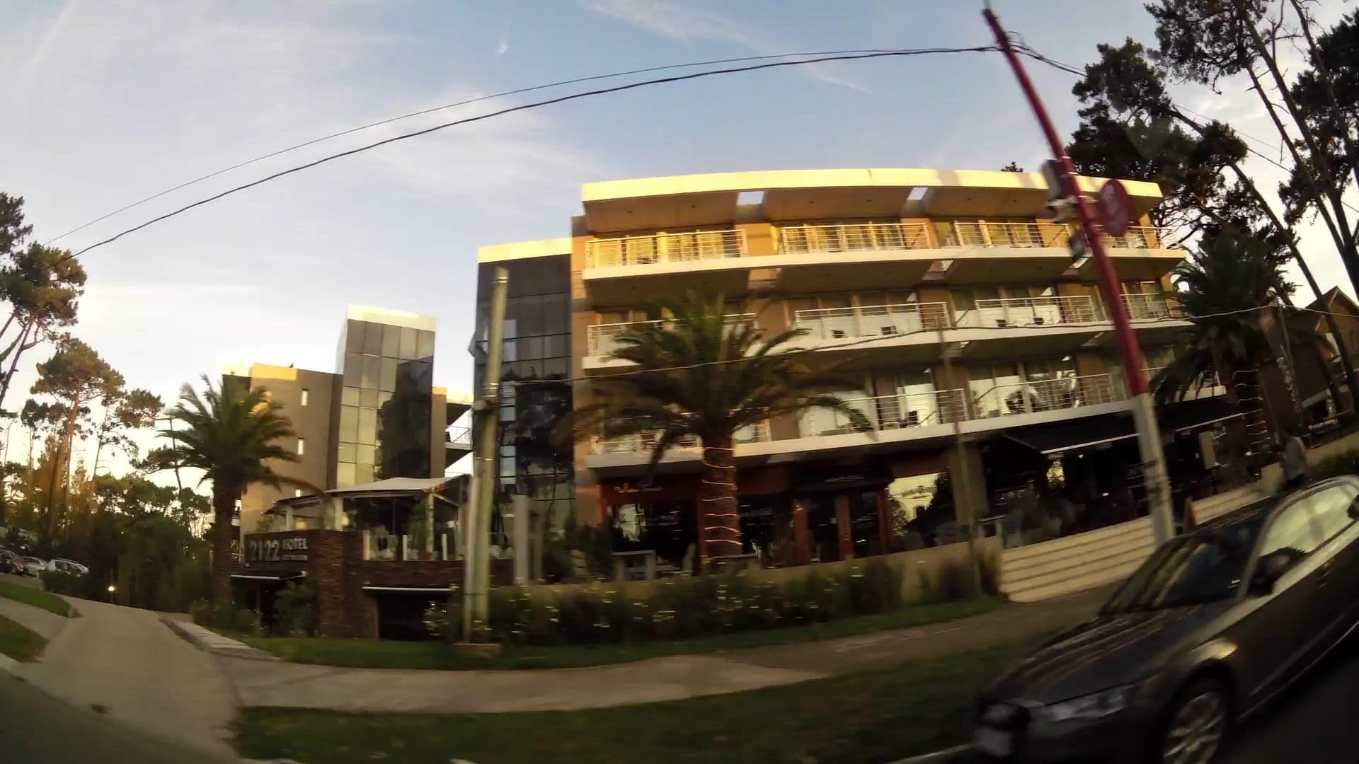 Street view near 2212 Hotel Art Design, Punta del Este — © kaartcam (CC BY-SA · Mapillary)