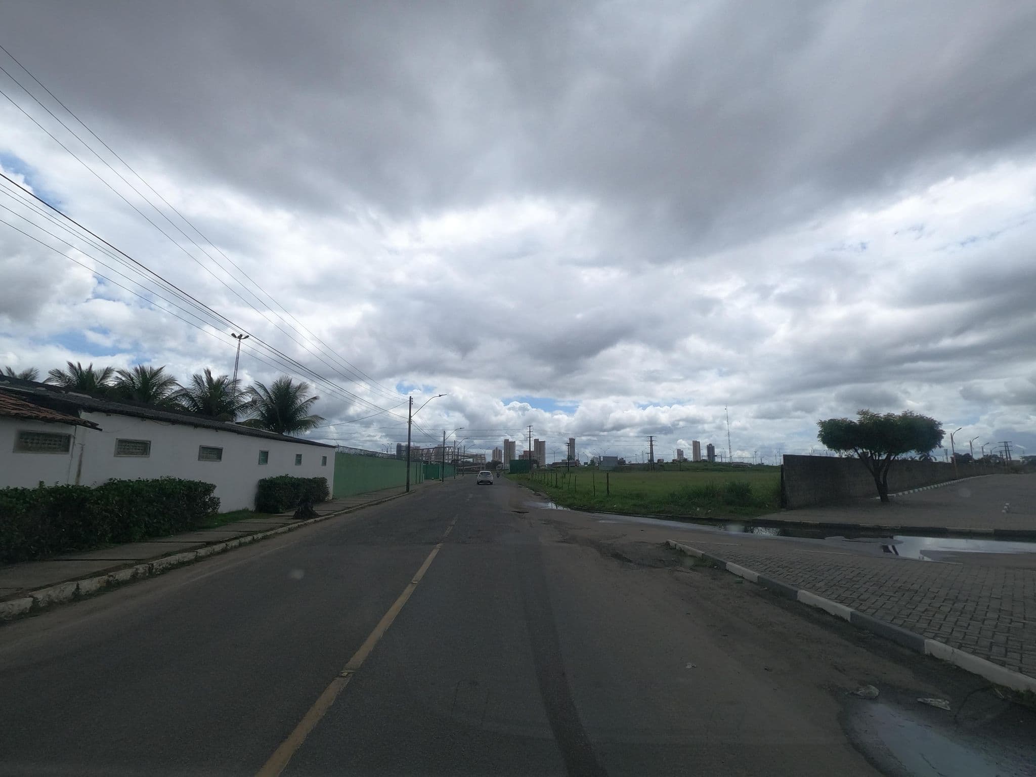 Street view near HTO Feira de Santana, Feira de Santana — © MuitoAlemdasFronteiras (CC BY-SA · Mapillary)