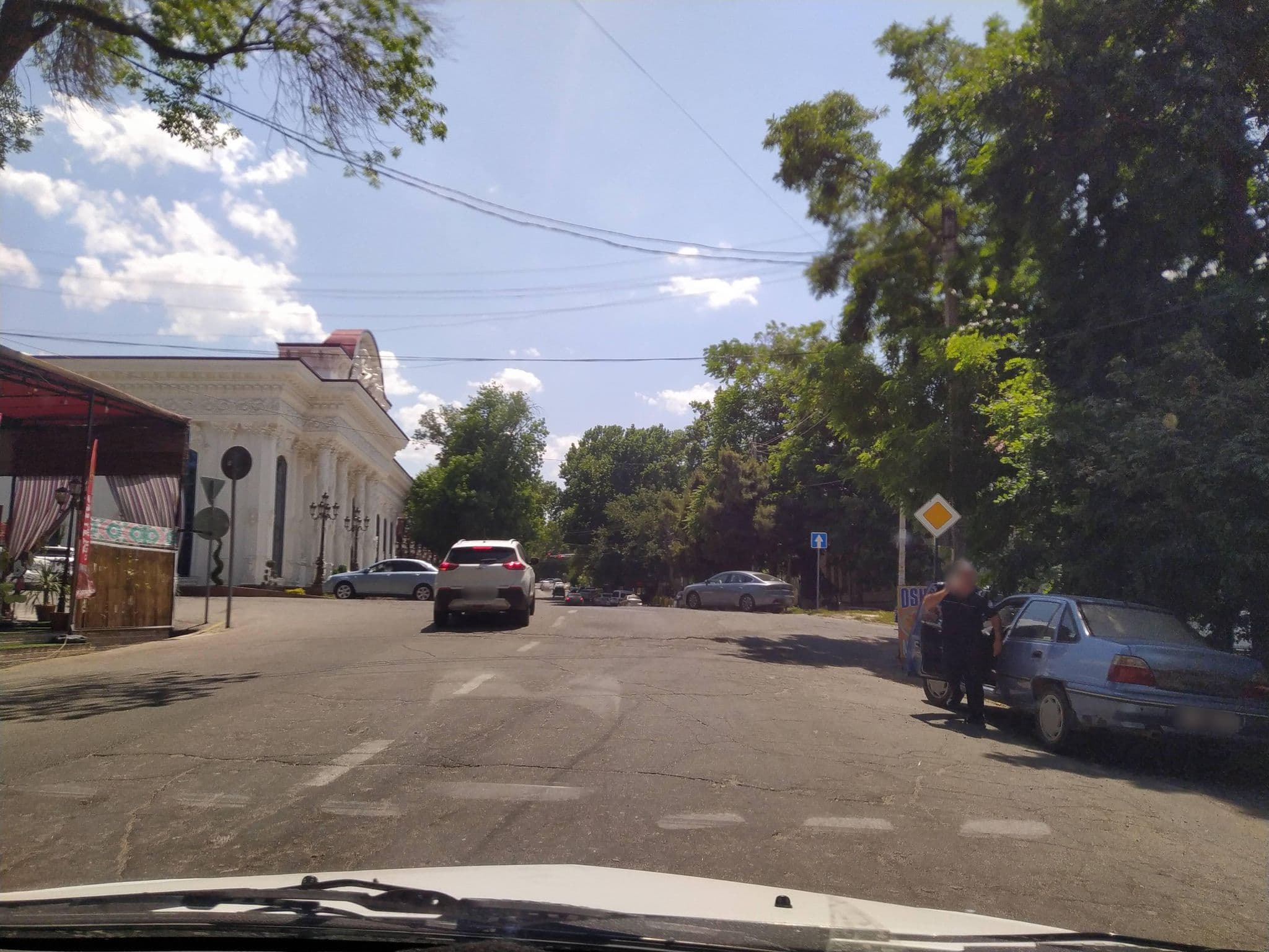 Street view near Brick House Hotel, Samarkand