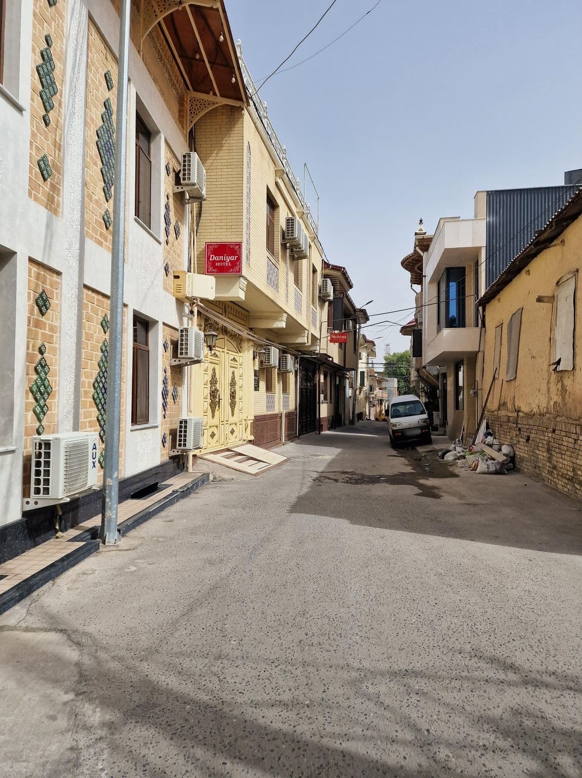 Street view near Daniyar, Samarkand