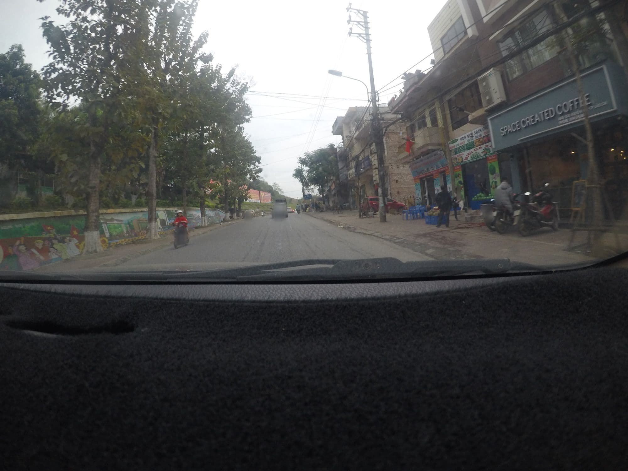 Street view near Nhà Nghỉ Vân Anh, Lào Cai — © 24dakenlo (CC BY-SA · Mapillary)