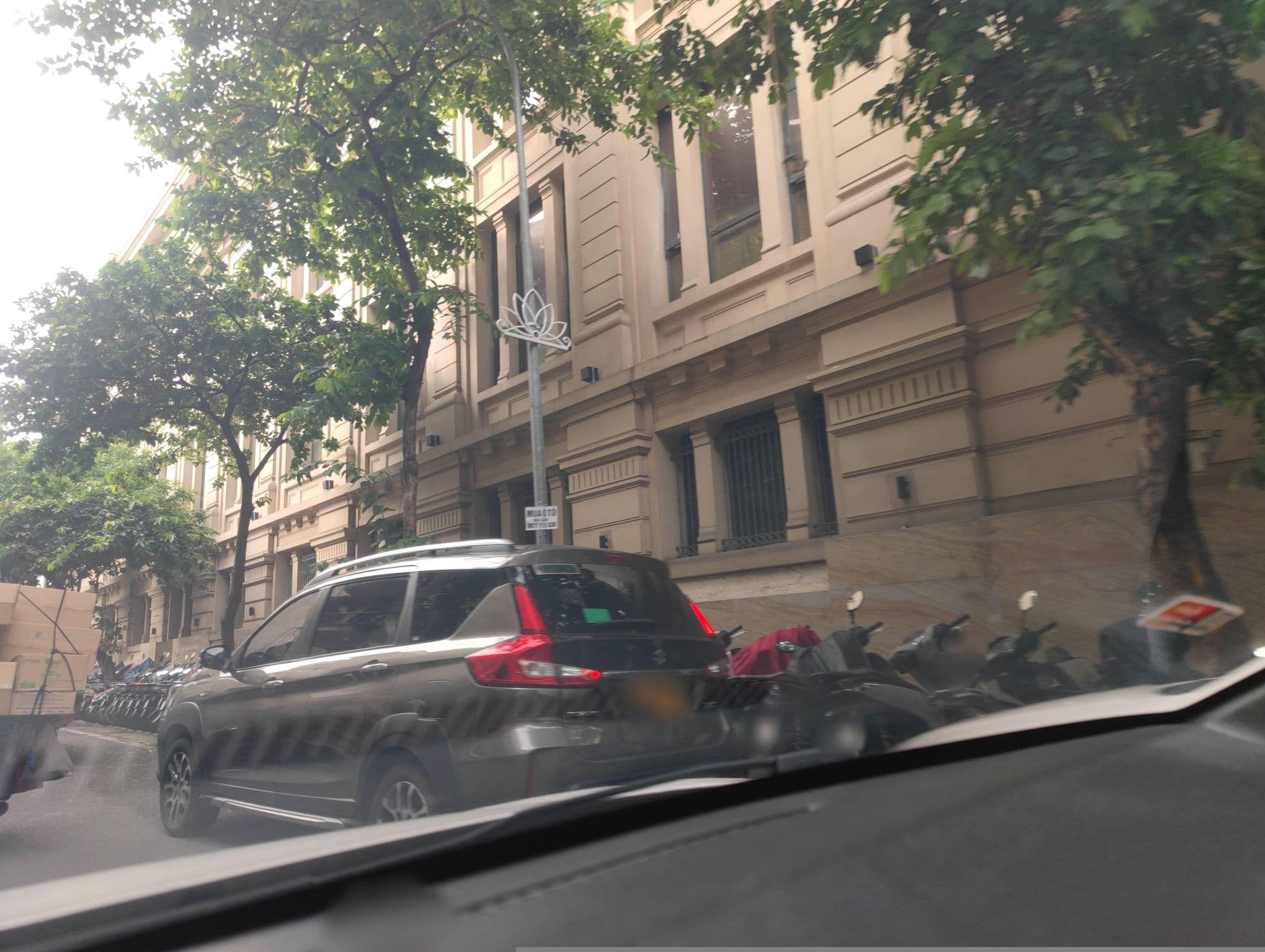 Street view near Khách Sạn Thaison I, Hoàn Kiếm