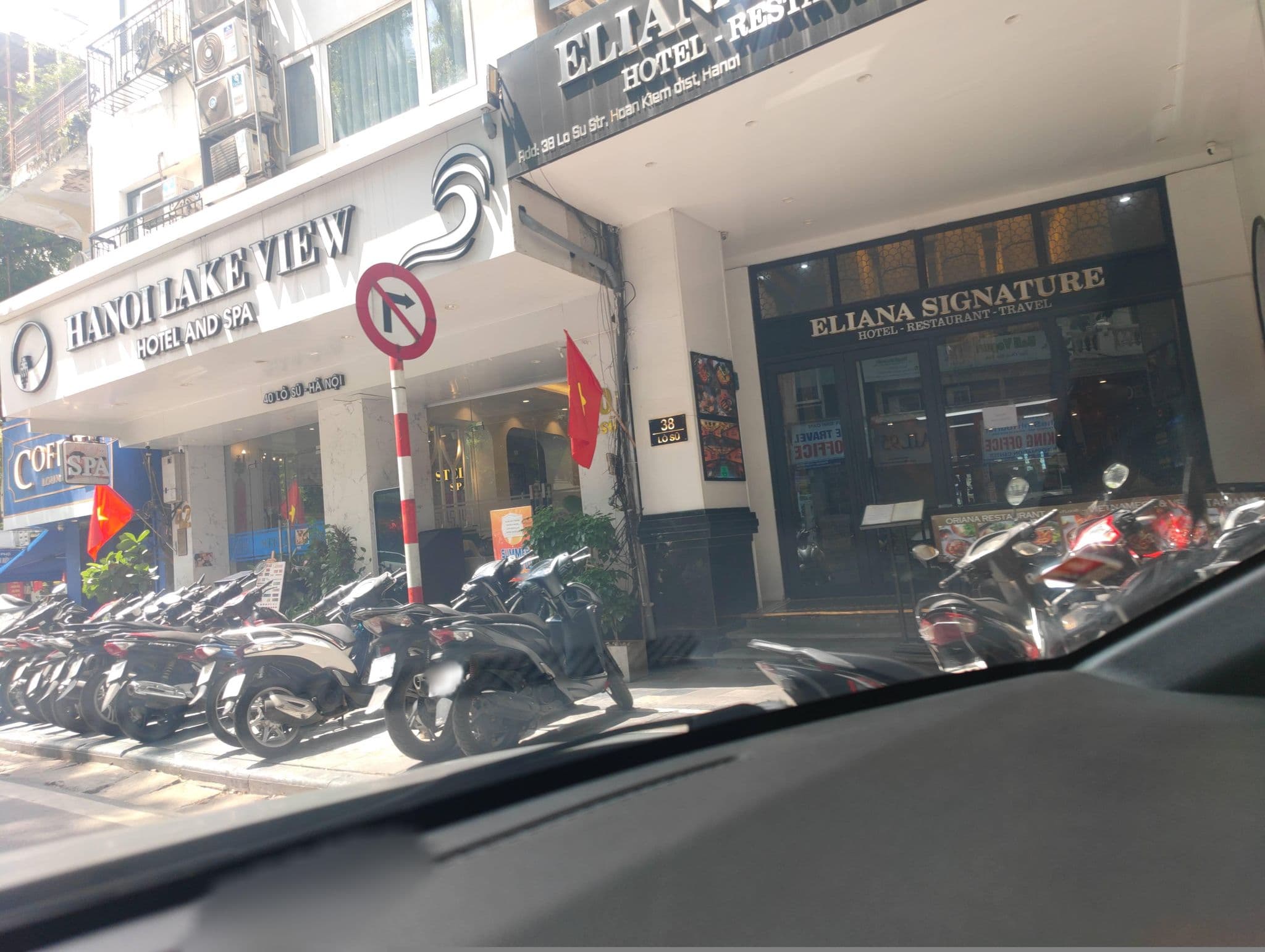 Street view near Khách Sạn Hanoi Elegance, Hoàn Kiếm
