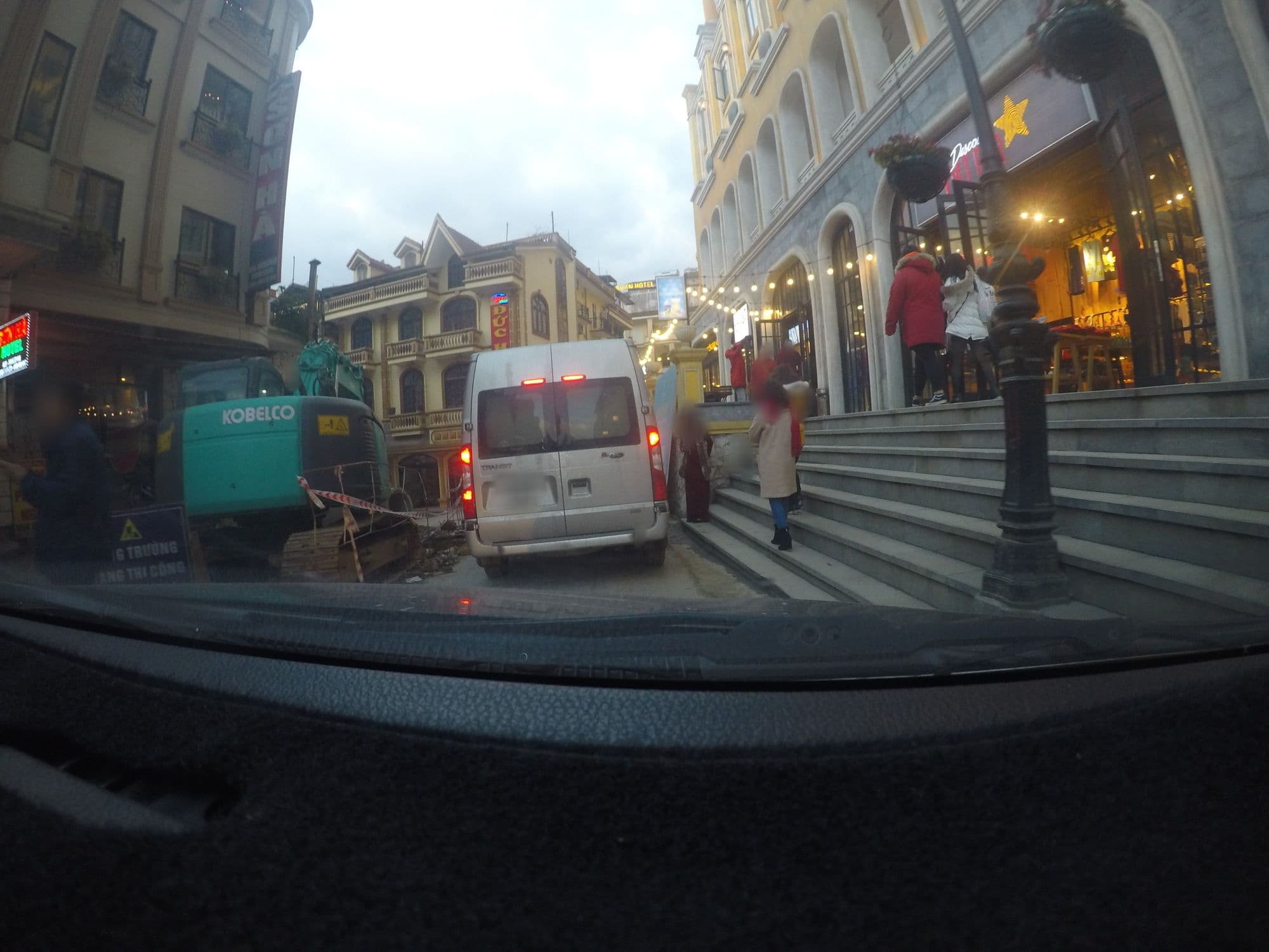 Street view near Son Ha Hotel, Sa Pa — © 24dakenlo (CC BY-SA · Mapillary)