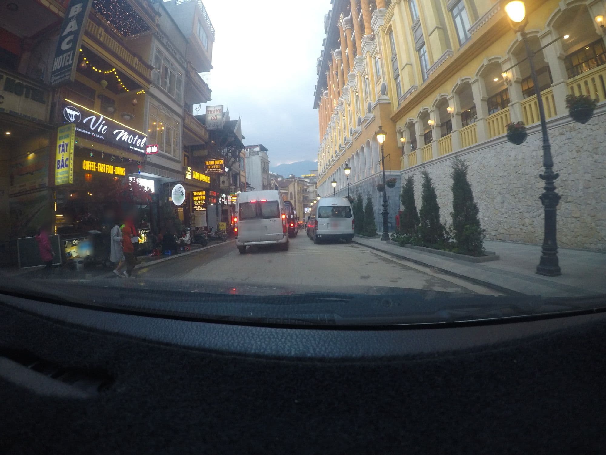 Street view near Thanh Quyên, Sa Pa — © 24dakenlo (CC BY-SA · Mapillary)