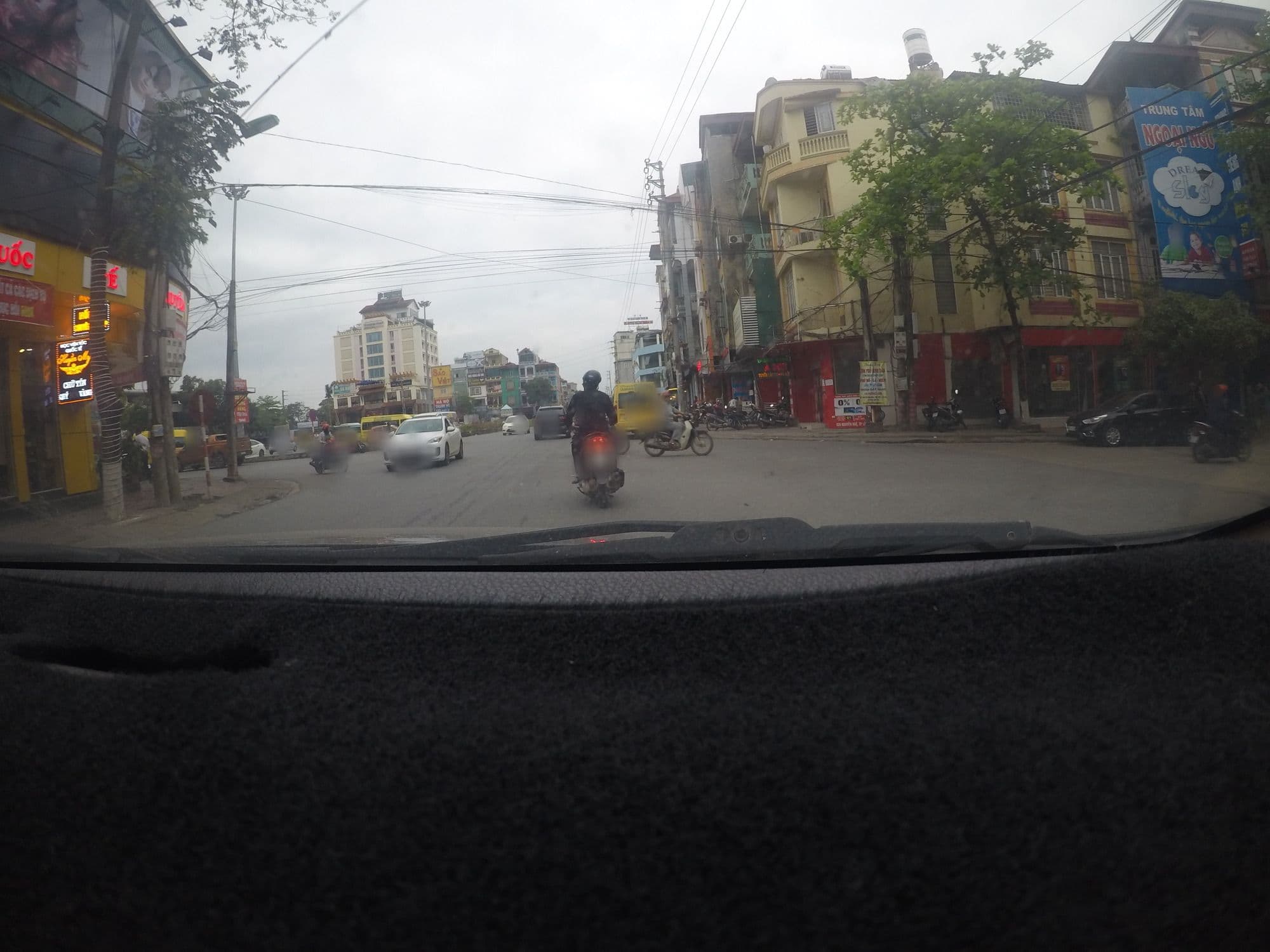 Street view near Nhà Nghỉ Thành Đạt, Lào Cai — © 24dakenlo (CC BY-SA · Mapillary)