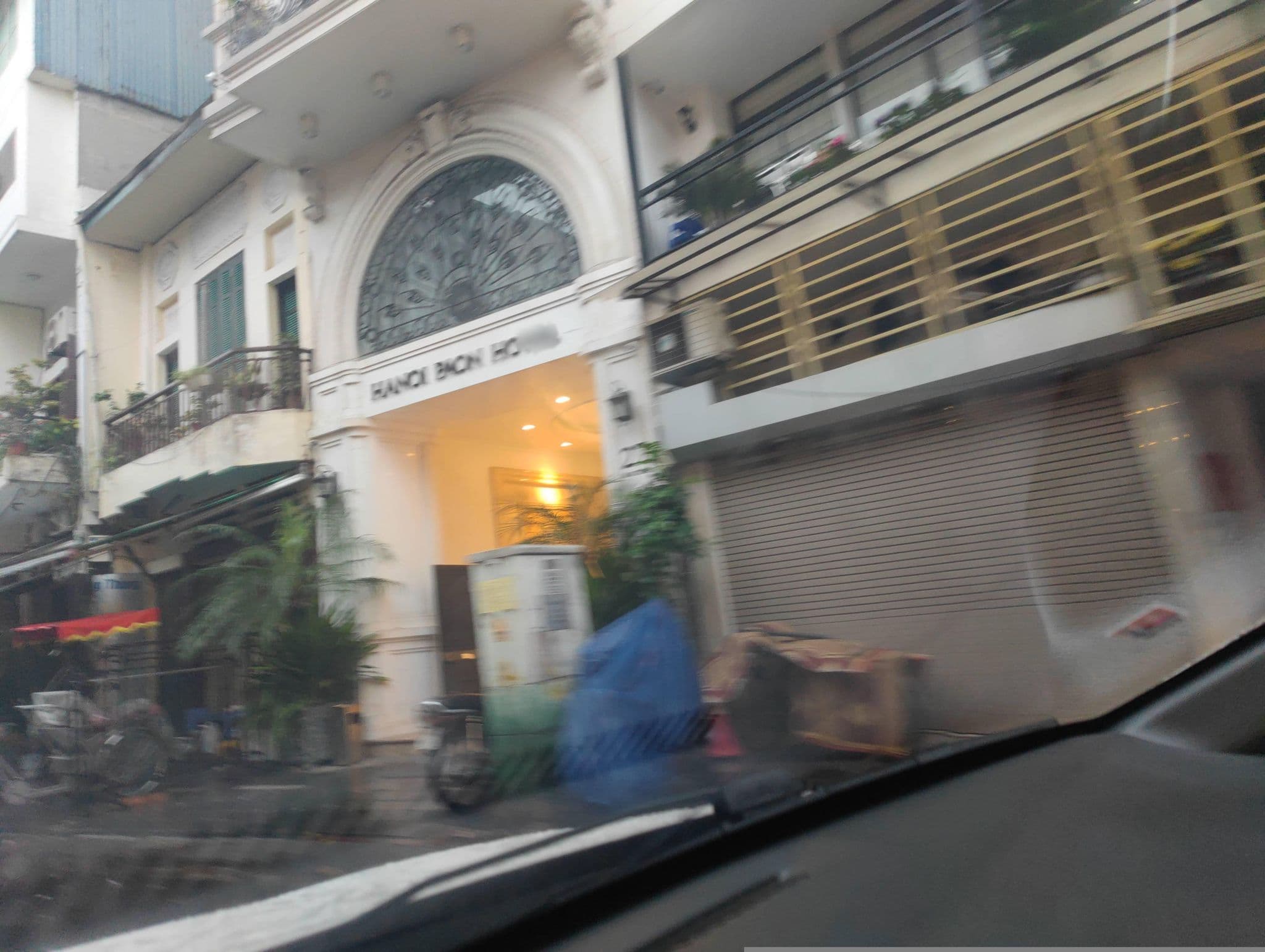 Street view near Khách Sạn Hanoi Spark, Hoàn Kiếm