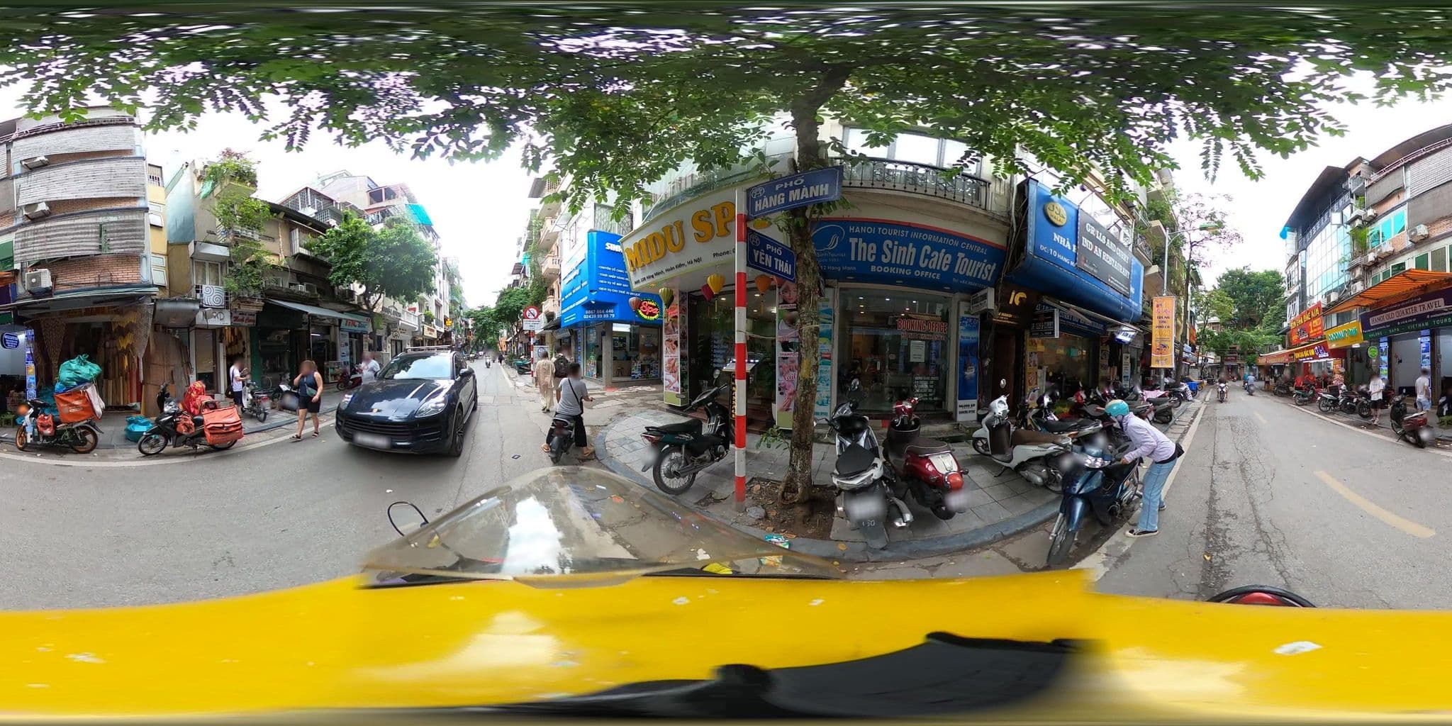 Street view near Khách Sạn Hanoi Elegance, Hoàn Kiếm