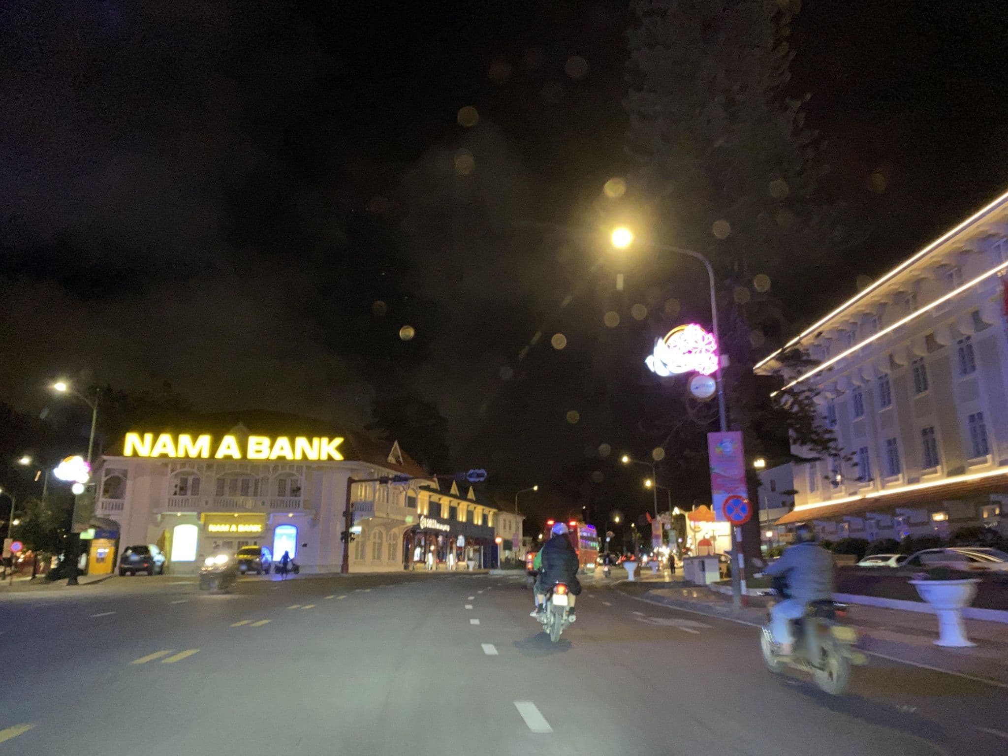 Street view near Du Parc, Ðà Lạt