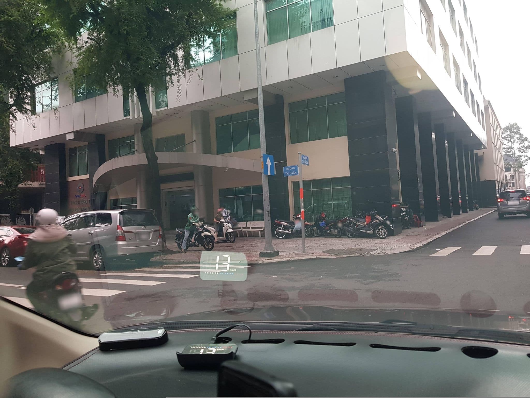 Street view near Khách Sạn New Star, Quận Bốn