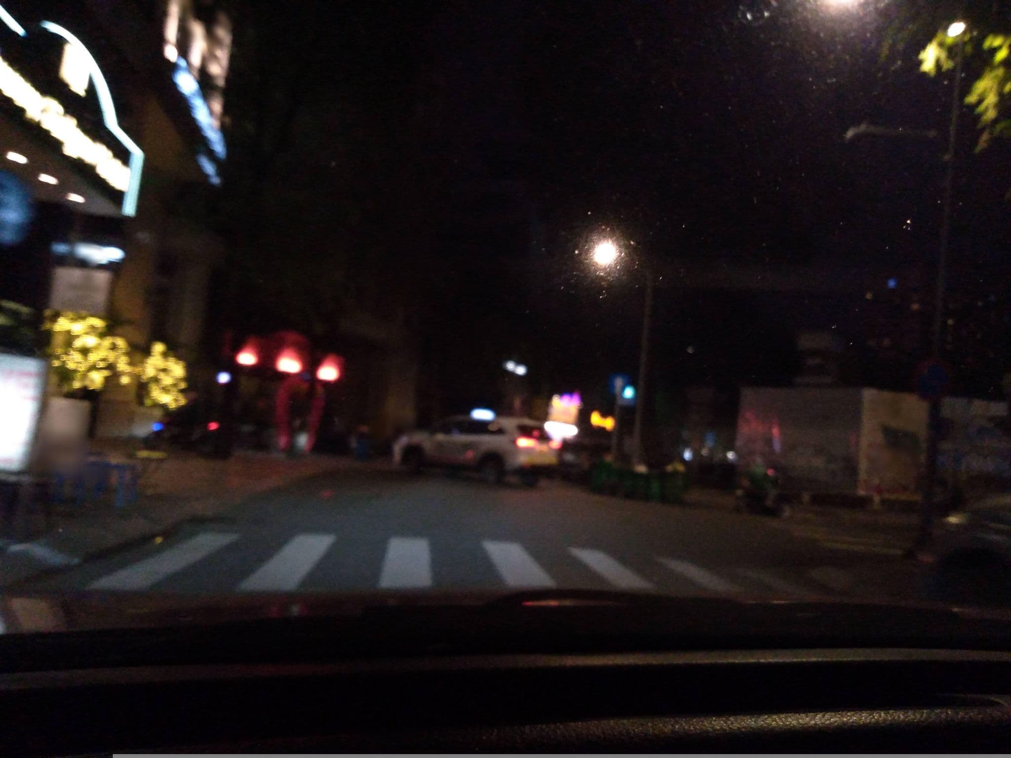 Street view near Khách Sạn Silverland Jolie, Quận Bốn