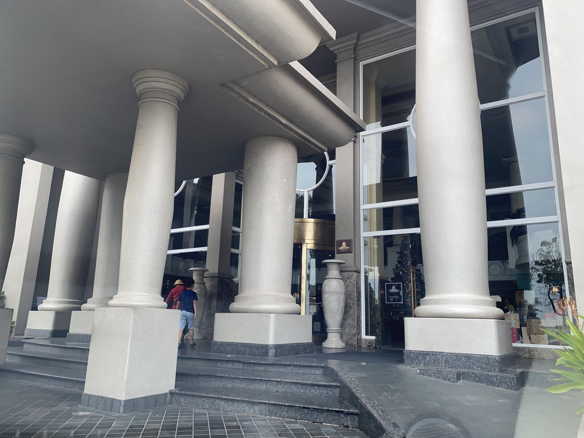 Street view near Imperial Hotel, Vũng Tàu