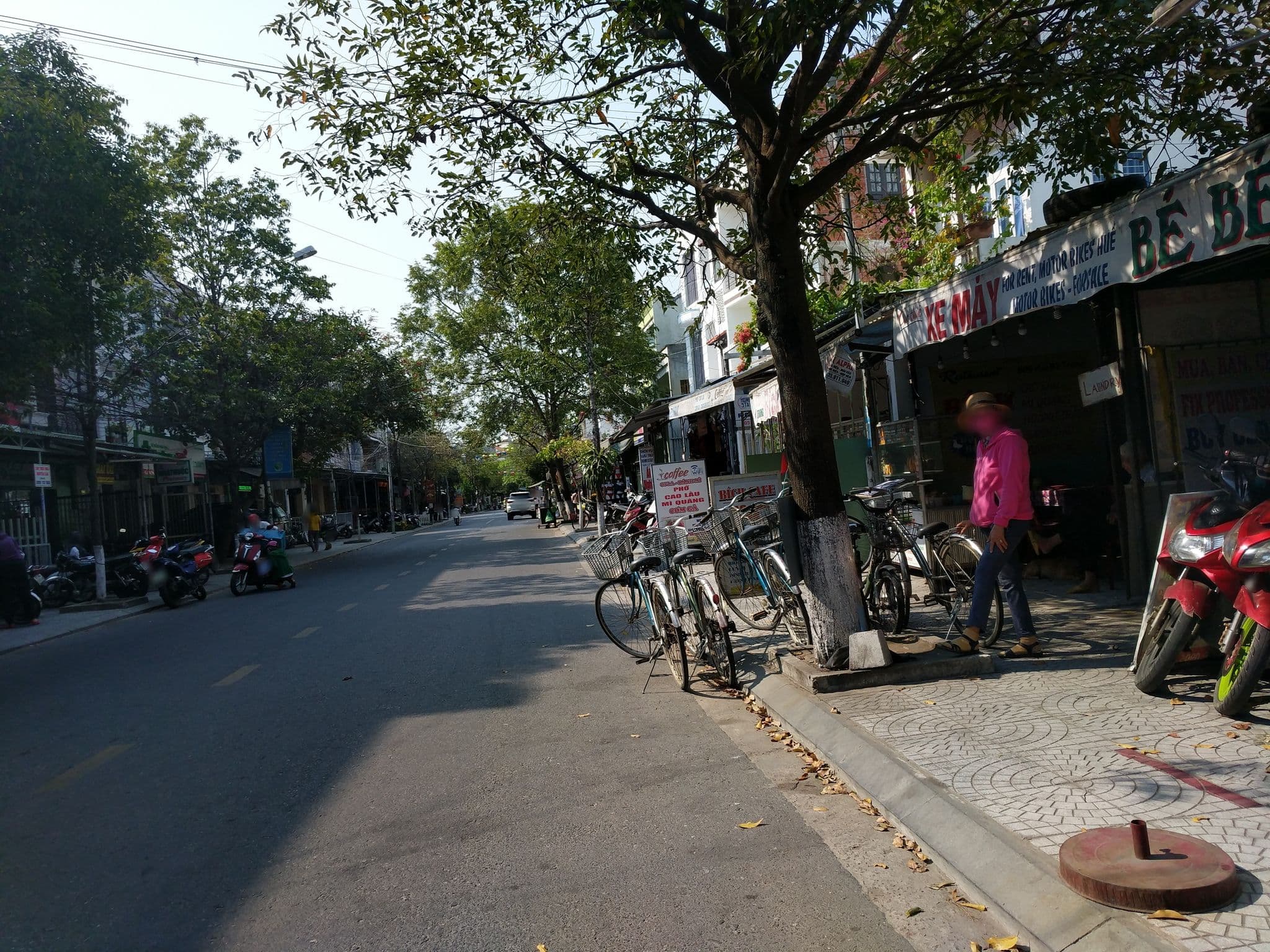 Street view near Hoa Binh Hotel, Hoi An