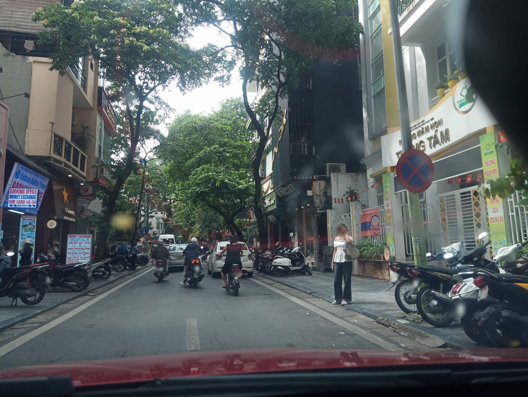 Street view near Khách Sạn Hanoi Light, Hoàn Kiếm