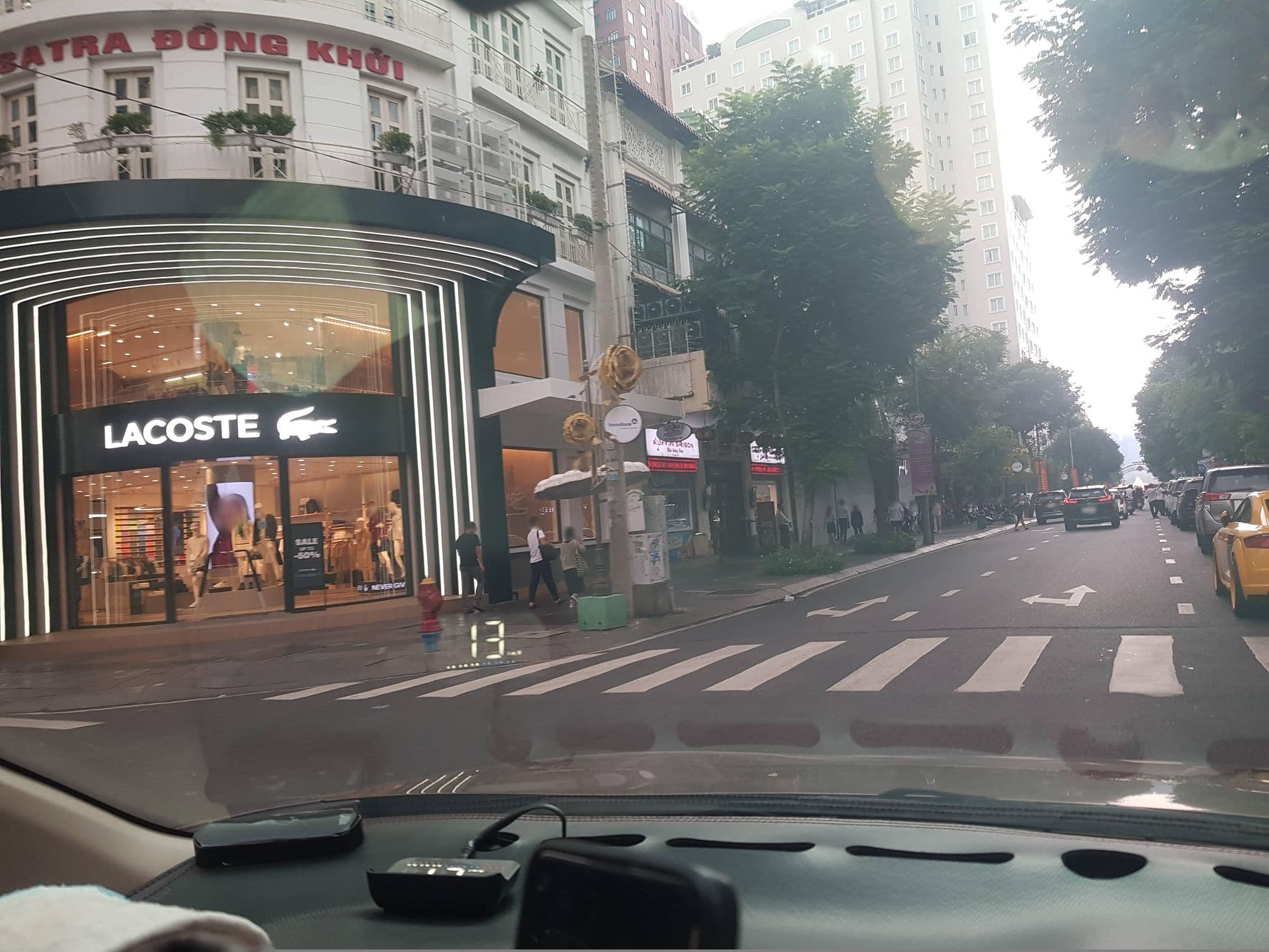 Street view near Khách Sạn Hương Sen, Quận Bốn