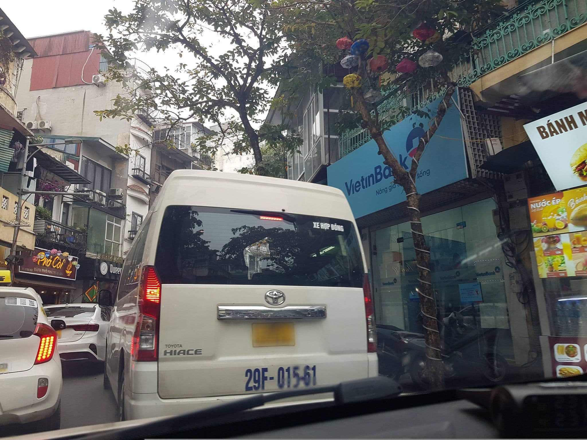 Street view near Hanoi Backpackers Hostel Downtown, Hoàn Kiếm