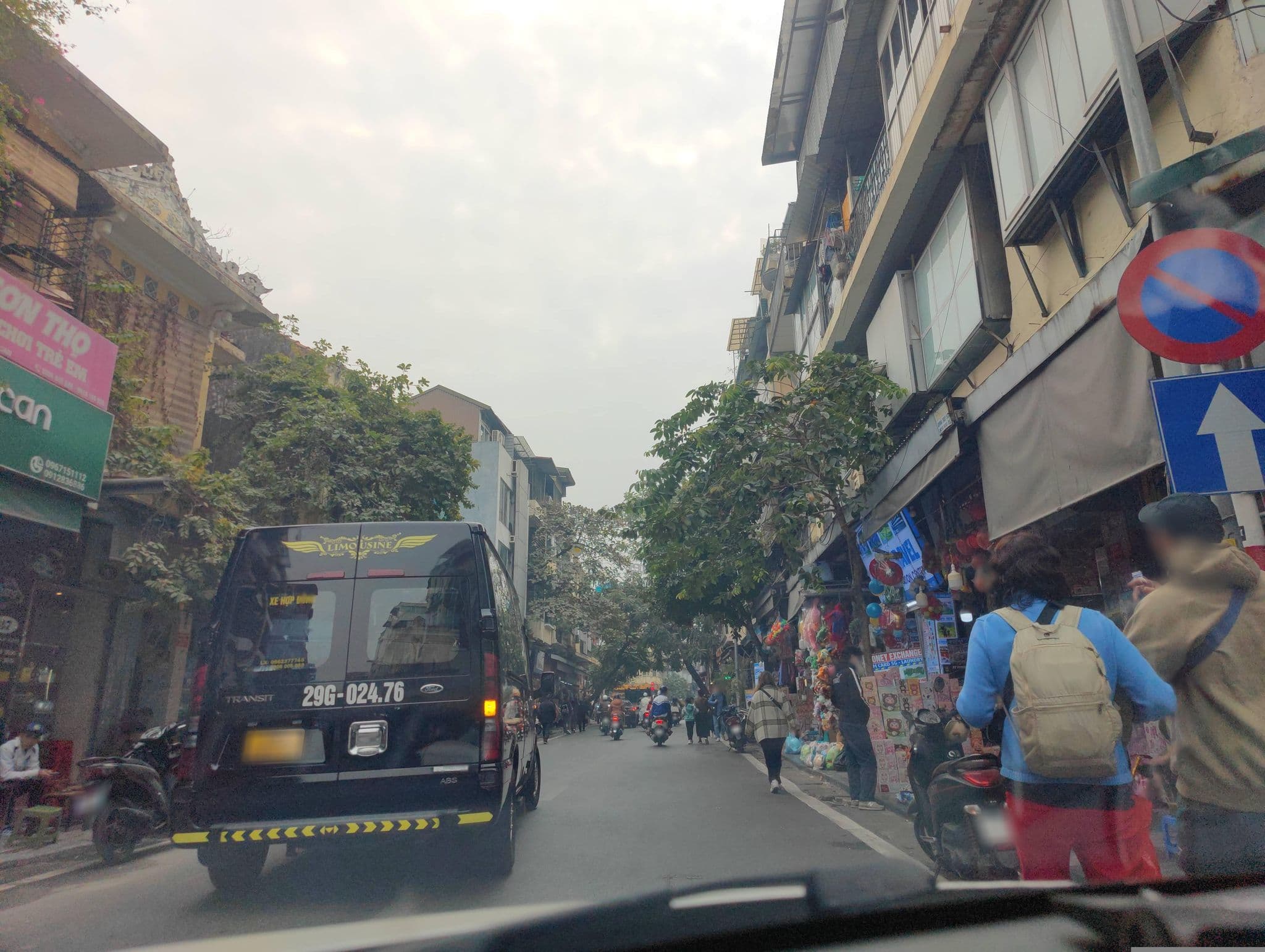 Street view near Khách Sạn Hanoi Charm, Hoàn Kiếm