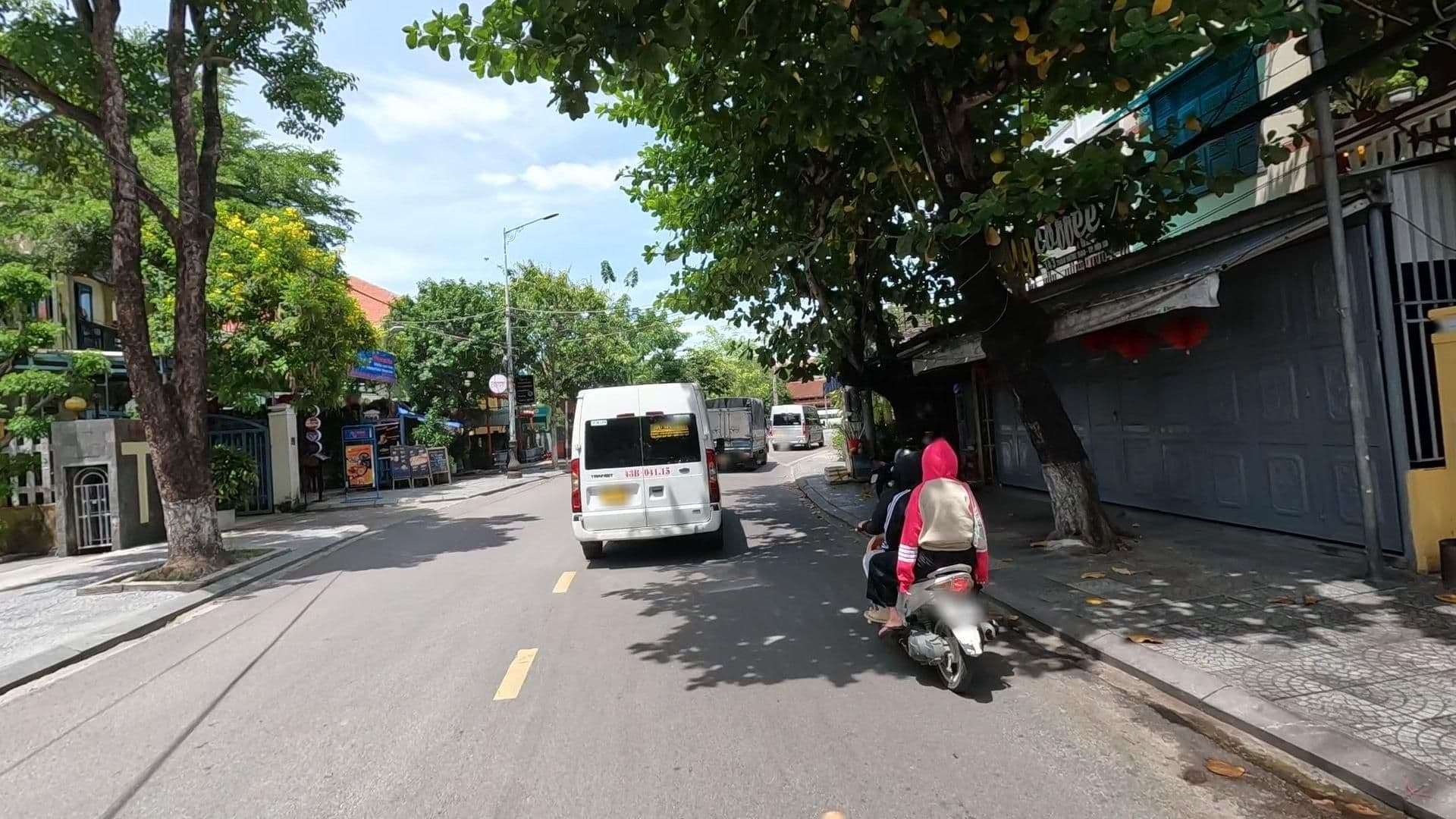 Street view near TNT Villa, Hoi An