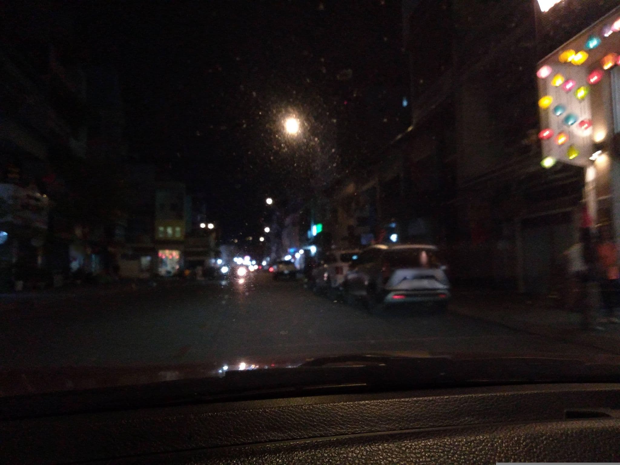 Street view near Khách Sạn - Bar SIGOONG, Quận Bốn