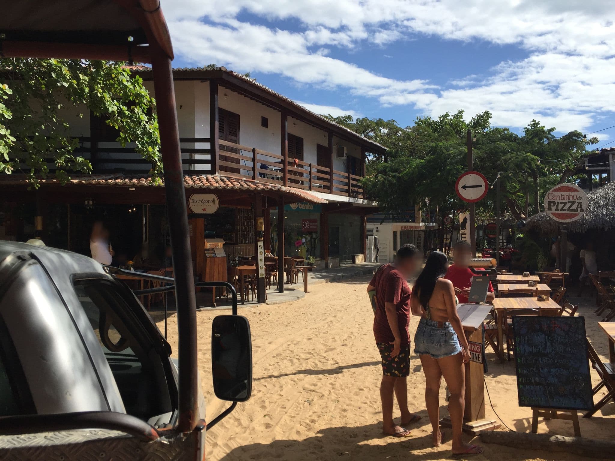 Street view near Marloah Flats, Jijoca de Jericoacoara — © wander (CC BY-SA · Mapillary)