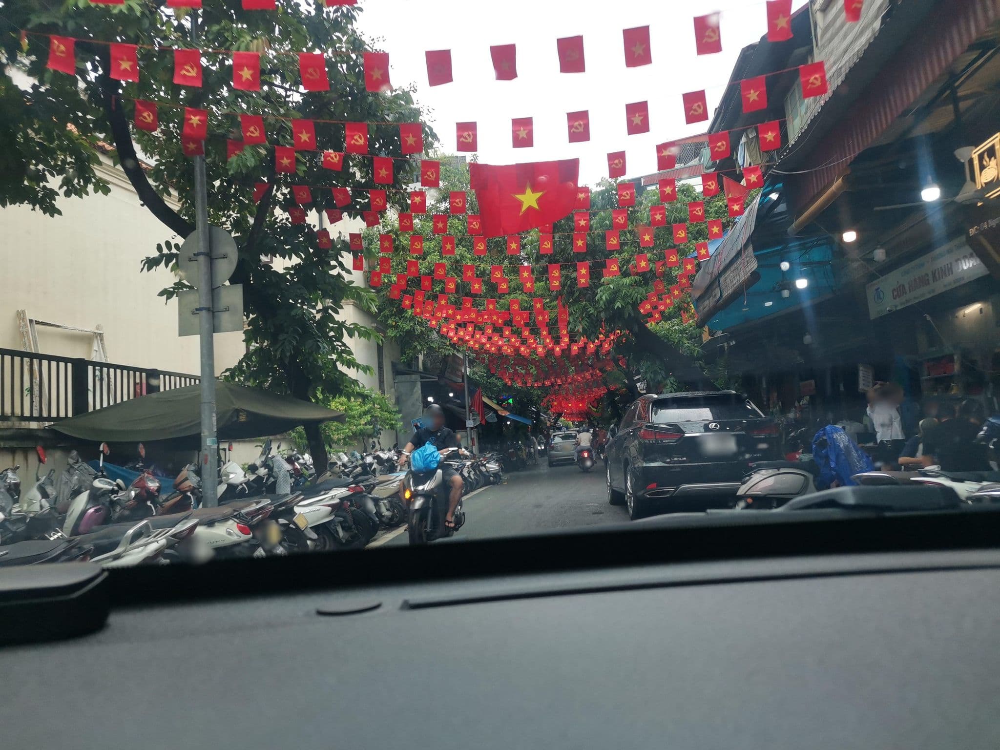 Street view near Maya Boutique Hotel, Hoàn Kiếm