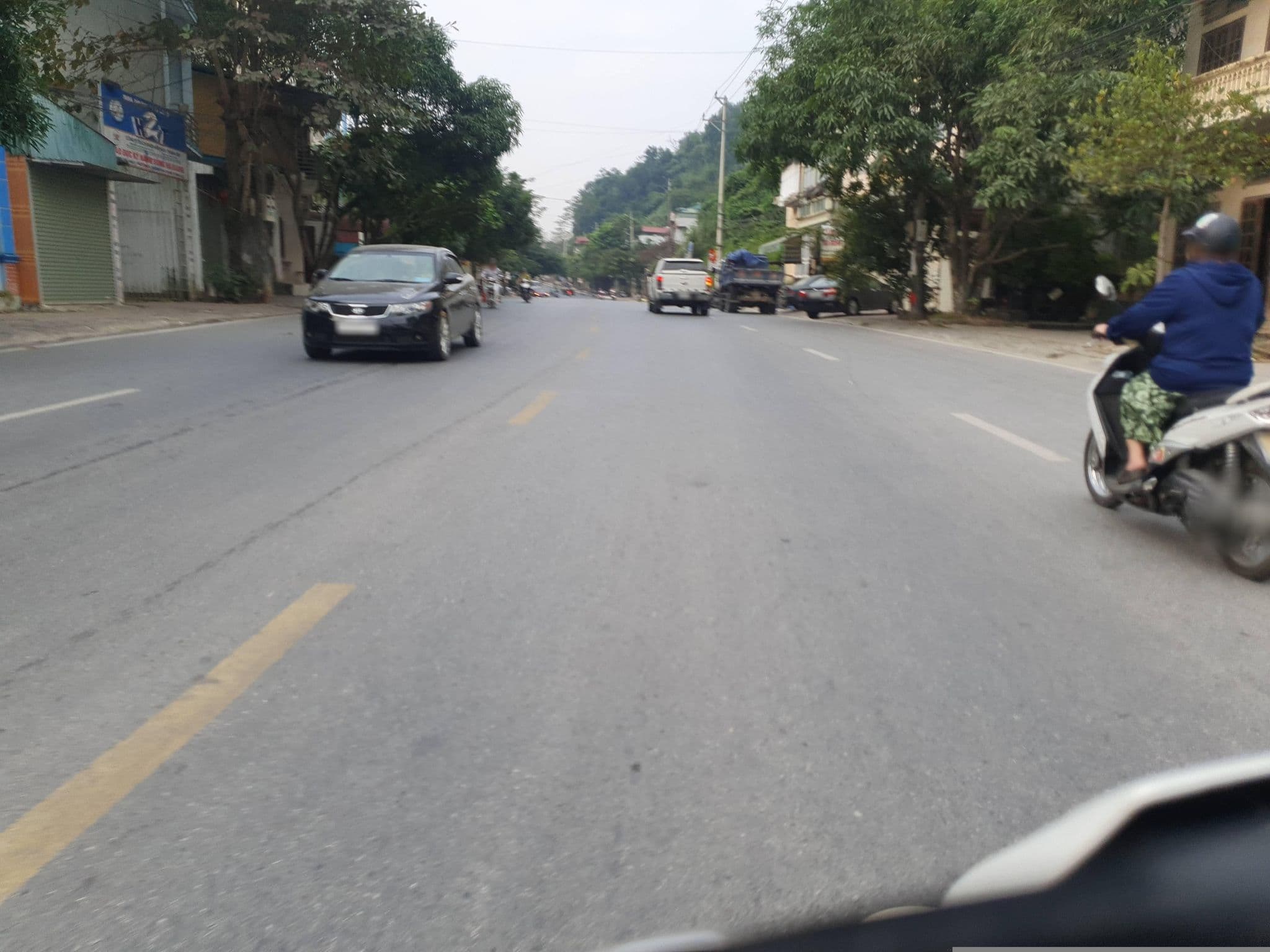 Street view near Ha Giang Amazing Hostel, Hà Giang — © russmcd (CC BY-SA · Mapillary)