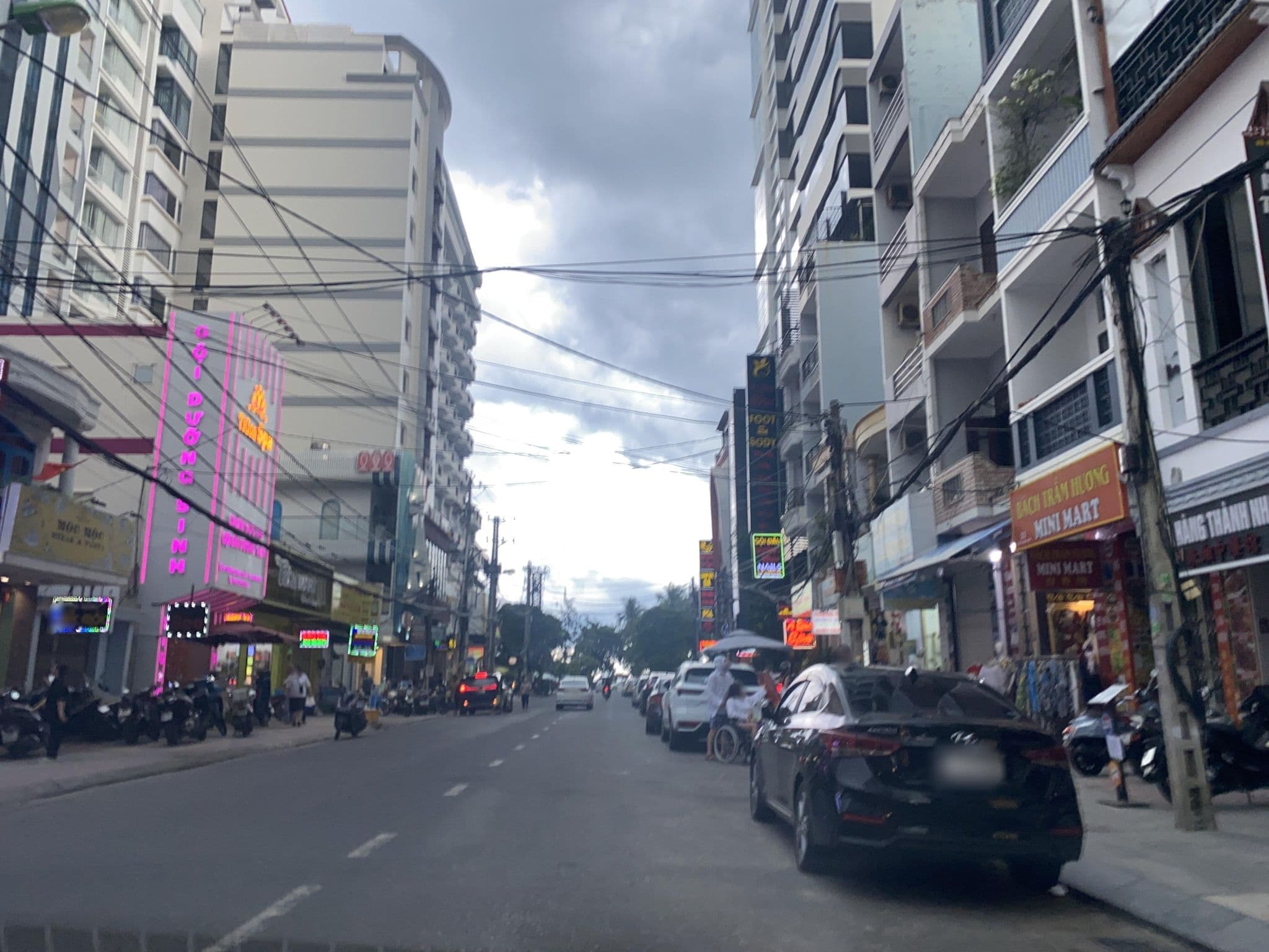 Street view near New Sky Hotel, Nha Trang