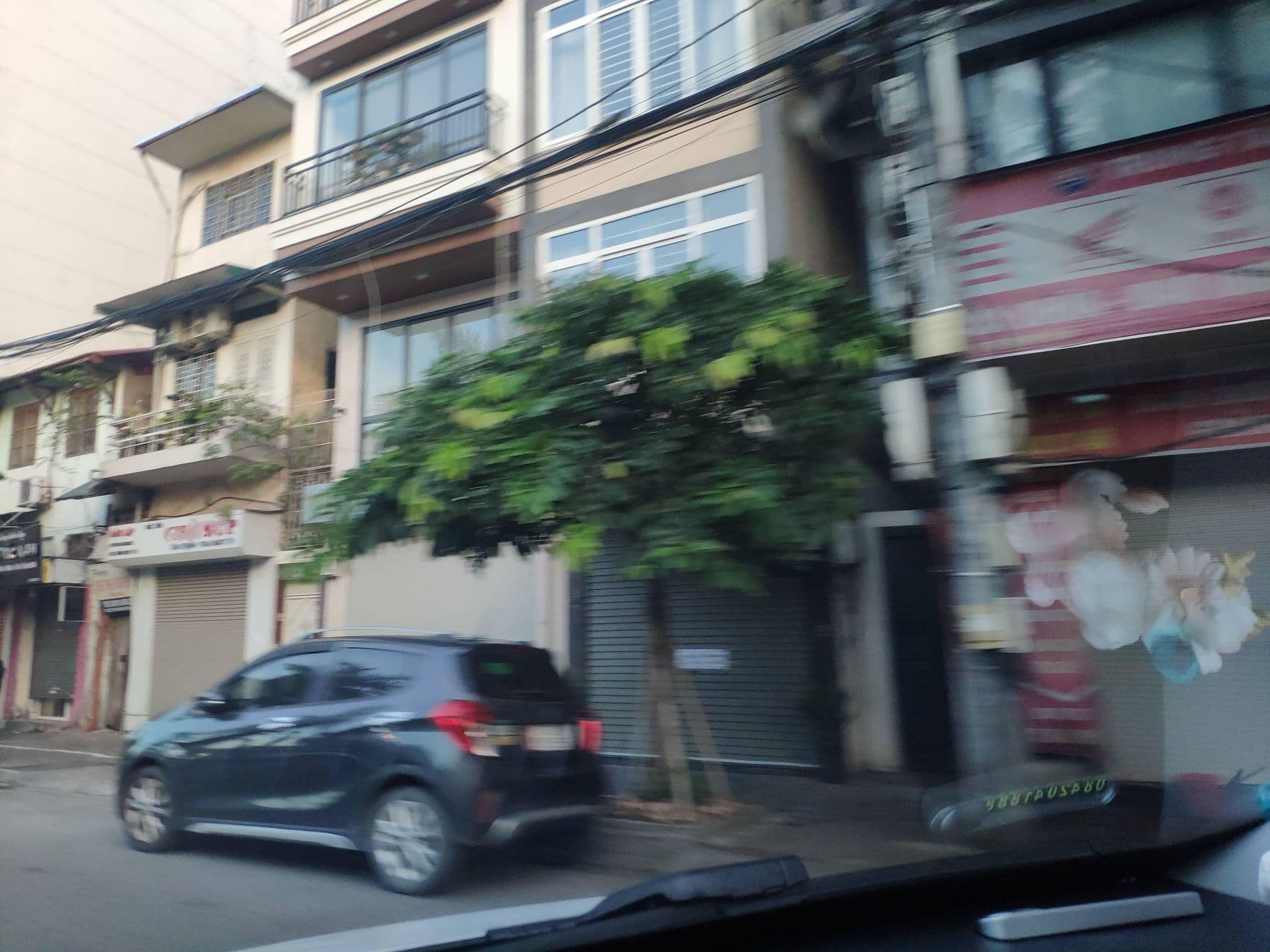 Street view near Nhà Nghỉ Hải Thành, Hanoi — © hn_right_1 (CC BY-SA · Mapillary)