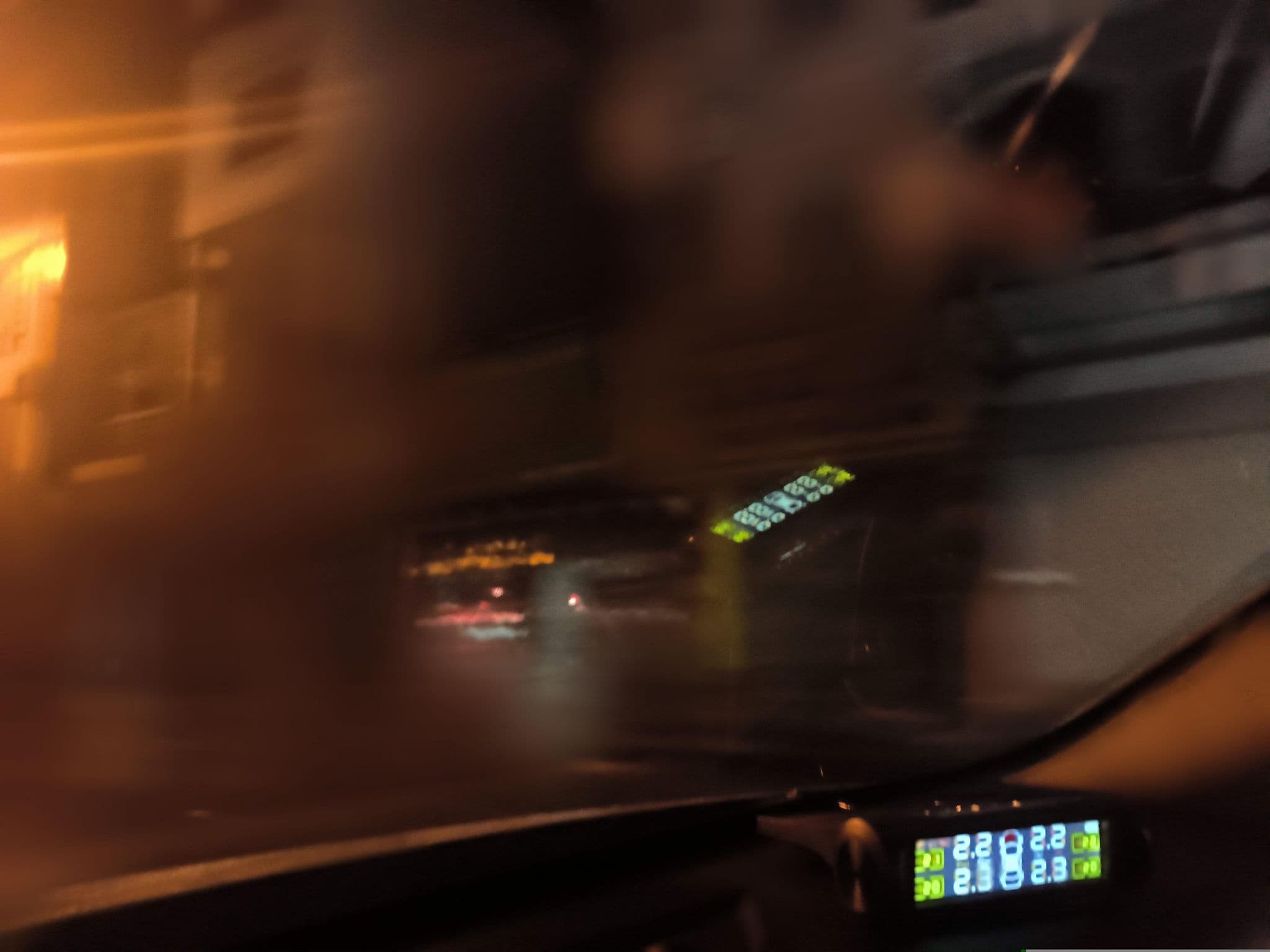 Street view near Khách Sạn Hanoi Passion Suite, Hoàn Kiếm — © hn_right_1 (CC BY-SA · Mapillary)