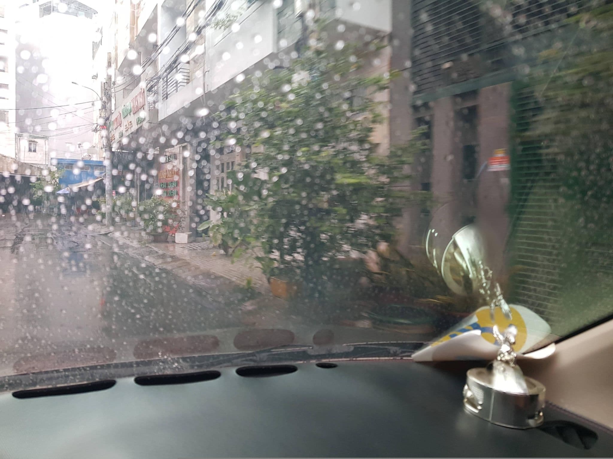 Street view near Khách Sạn Đức Thiện, Quận Mười — © bemaps1 (CC BY-SA · Mapillary)