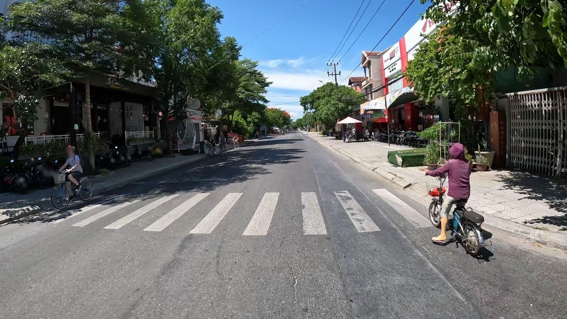 Street view near Emerald Waters Hotel & Spa, Hoi An