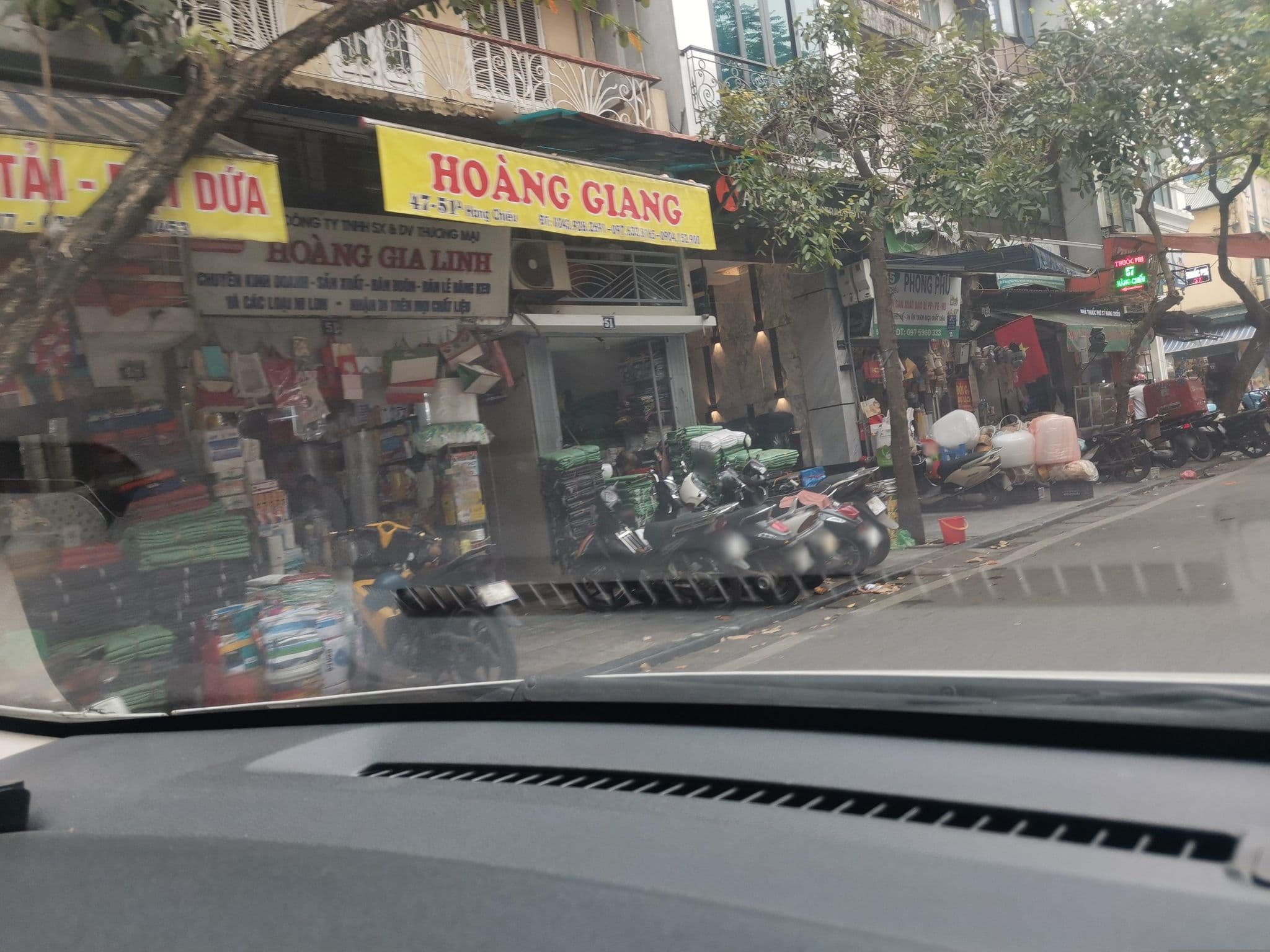 Street view near Khách Sạn Babylon Garden Inn, Hoàn Kiếm — © hn_left_2 (CC BY-SA · Mapillary)
