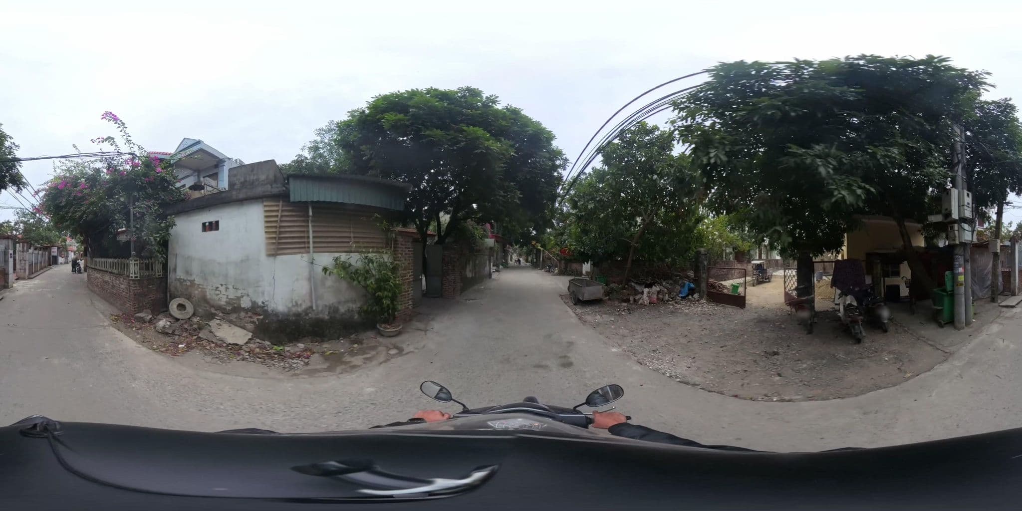 Street view near Tam Coc Tuan Minh Homestay, Ninh Bình — © Slucchesi (CC BY-SA · Mapillary)