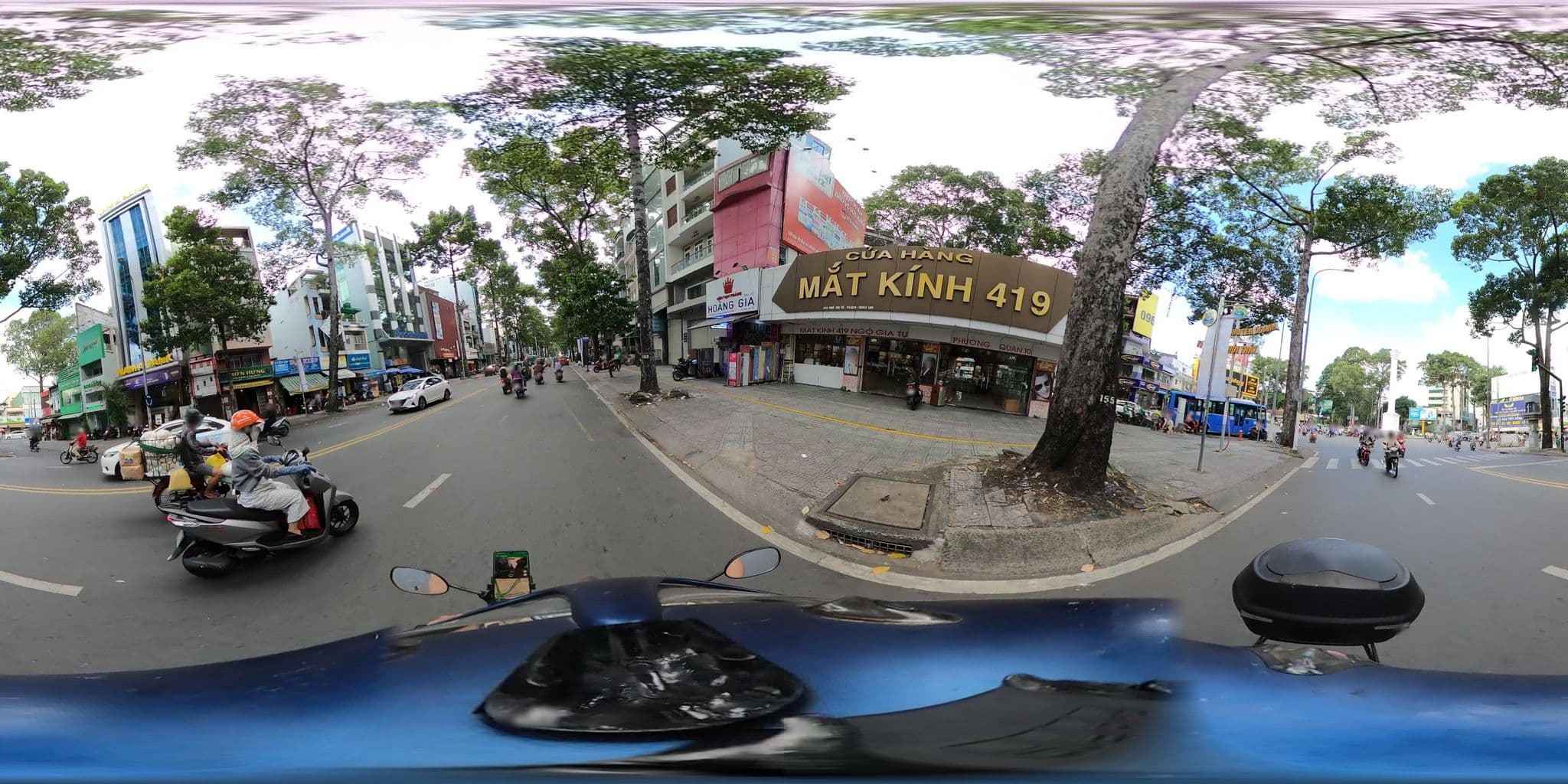Street view near Nhà Bà Ngoại, Quận Năm — © bemaps_1pd (CC BY-SA · Mapillary)